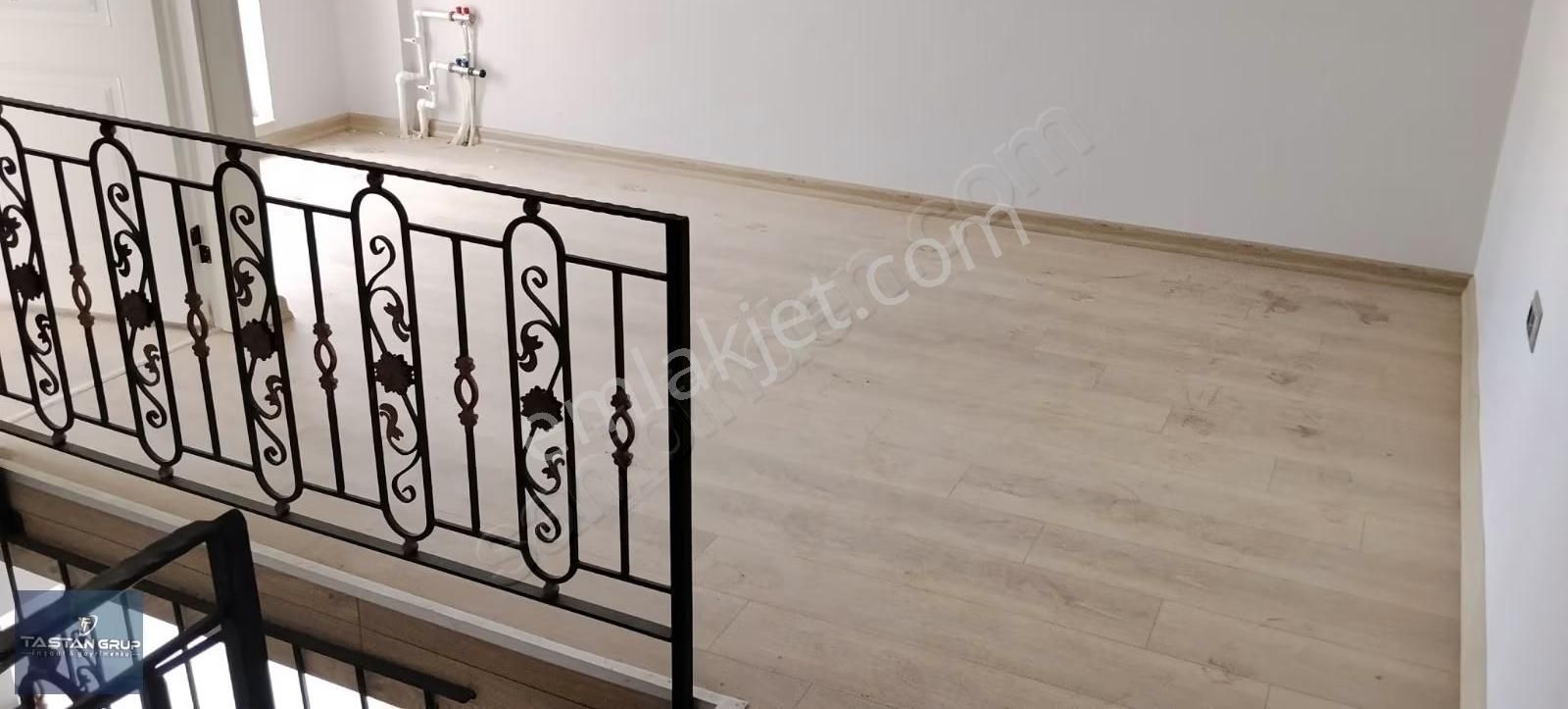 Bulvara Ve Ana Arterlere Yakın 3+1 - Görsel 2