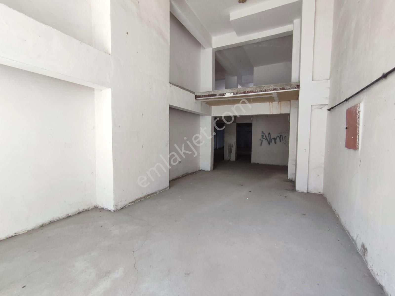 Nilüfer Beşevler Yıldırım Caddesi Satılık Dükkan - 390m² - Görsel 31