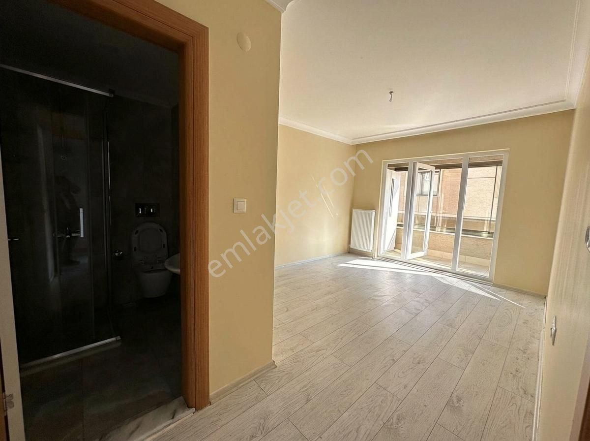 Remax Advantage'den 23 Nisanda Satılık Arakat 2+1 Boş Daire - Görsel 7