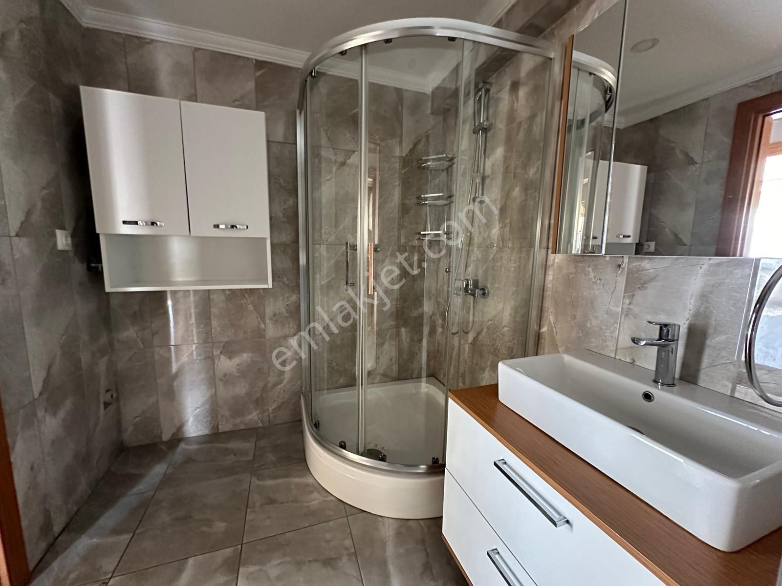 Remax Advantage'den 23 Nisanda Satılık Arakat 2+1 Boş Daire - Görsel 15