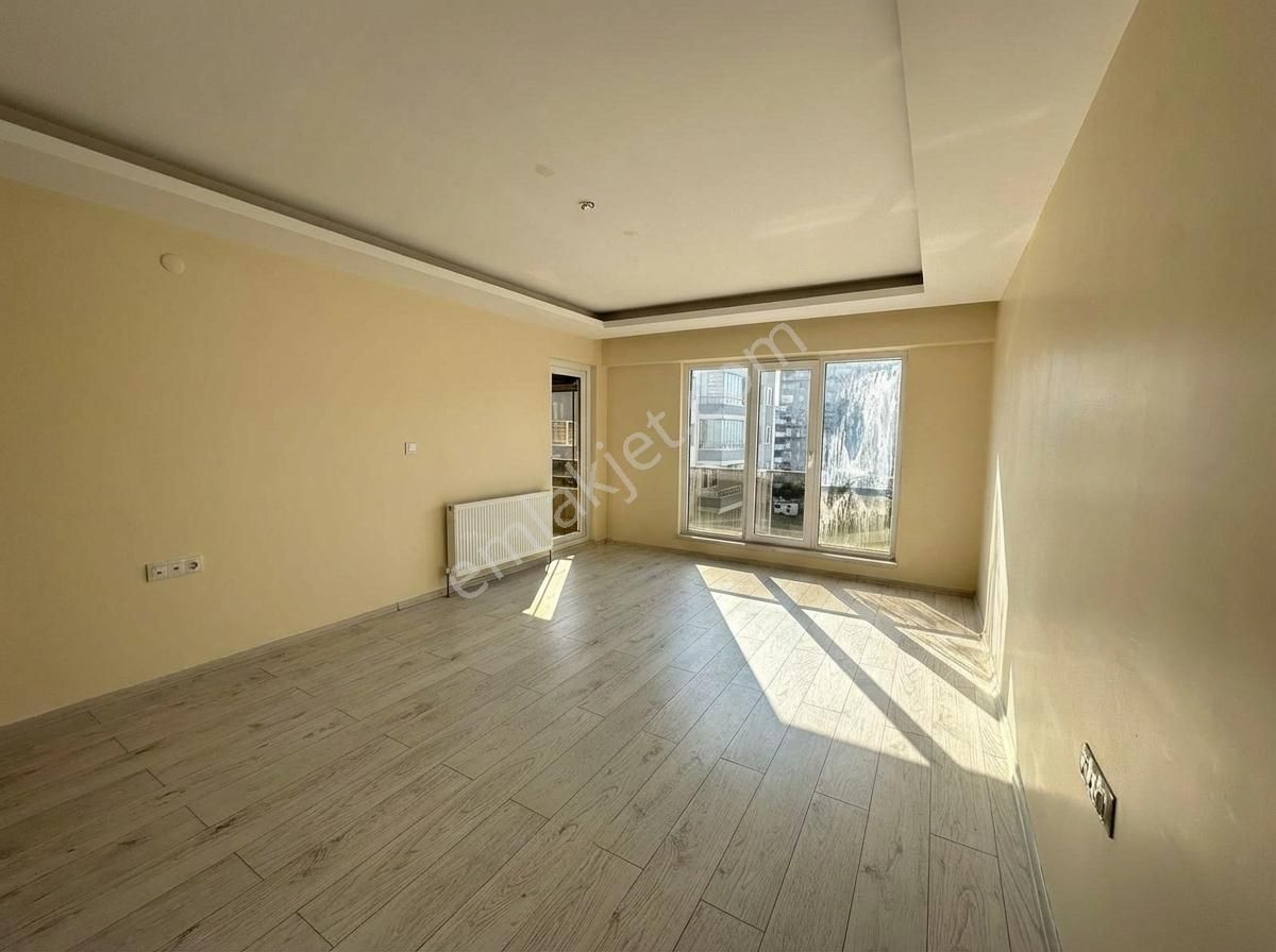Remax Advantage'den 23 Nisanda Satılık Arakat 2+1 Boş Daire - Görsel 13