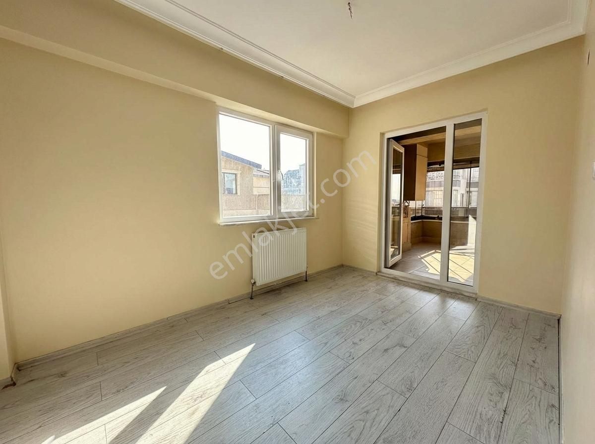 Remax Advantage'den 23 Nisanda Satılık Arakat 2+1 Boş Daire - Görsel 6