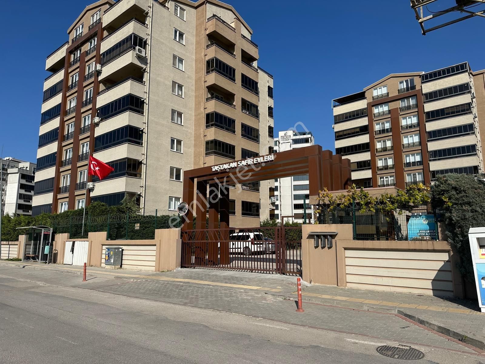 Remax Advantage'den 23 Nisanda Satılık Arakat 2+1 Boş Daire - Görsel 10