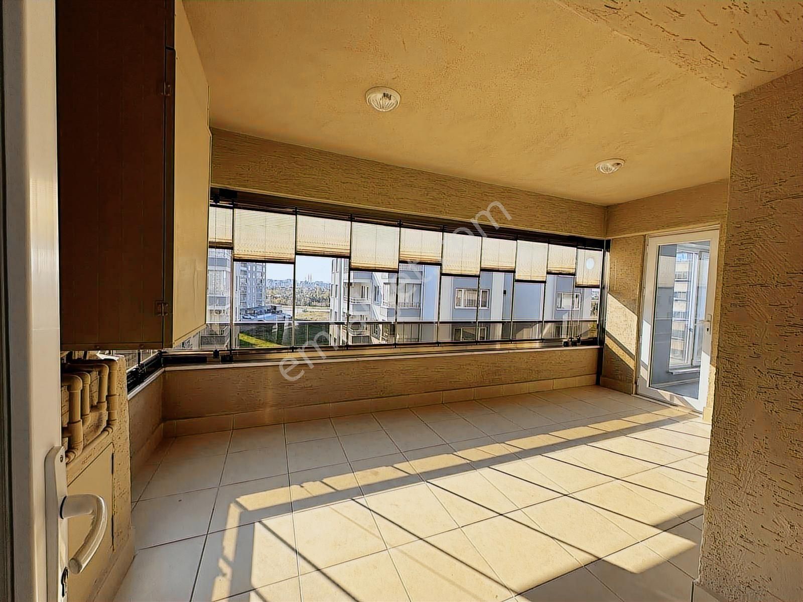 Remax Advantage'den 23 Nisanda Satılık Arakat 2+1 Boş Daire - Görsel 22