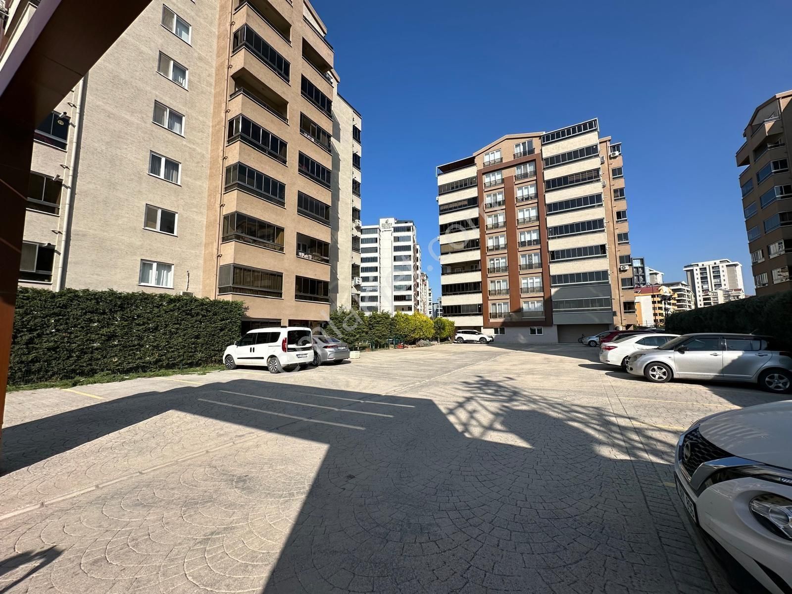 Remax Advantage'den 23 Nisanda Satılık Arakat 2+1 Boş Daire - Görsel 17