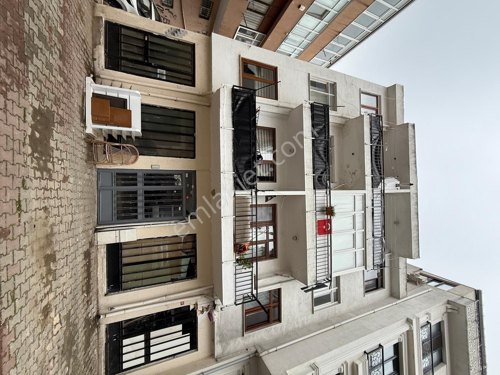 Maltepe İnönü Caddesine Paralel Ara Kat 2+1 Satılık Daire - Görsel 7