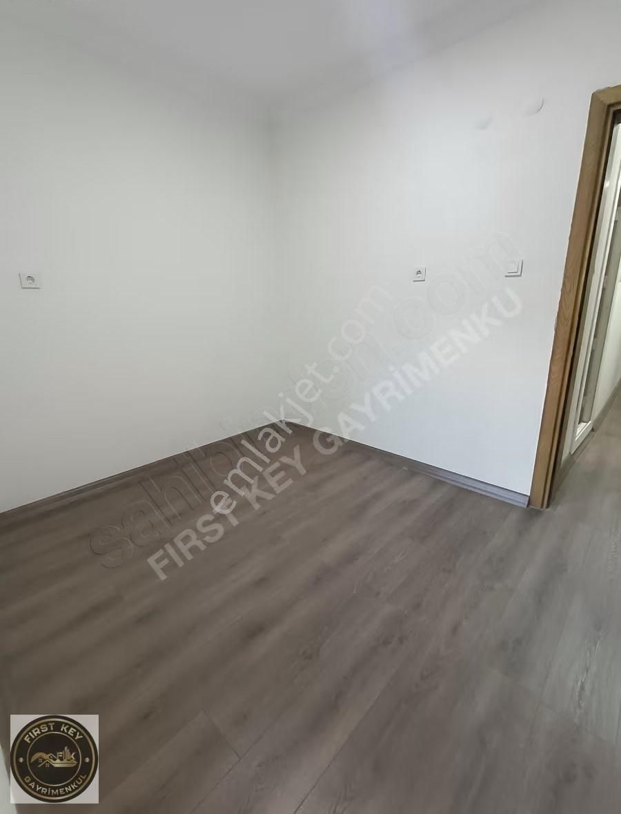 Yeşilova Mahallesinde, Full Tadilatlı Kiralık 3+1 Daire - Görsel 9