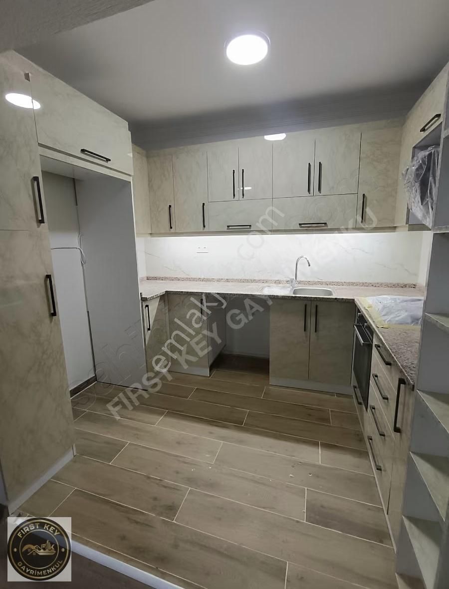 Yeşilova Mahallesinde, Full Tadilatlı Kiralık 3+1 Daire - Görsel 11