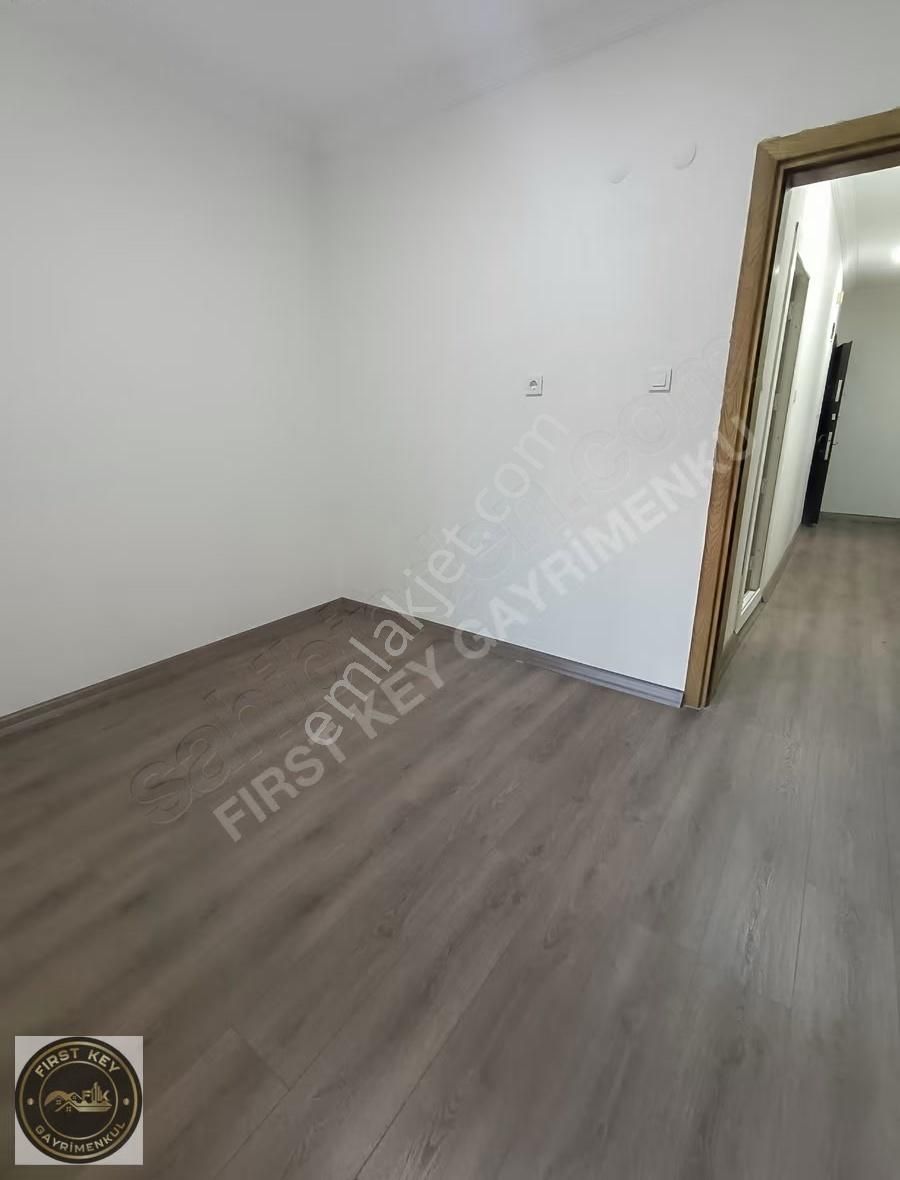 Yeşilova Mahallesinde, Full Tadilatlı Kiralık 3+1 Daire - Görsel 4