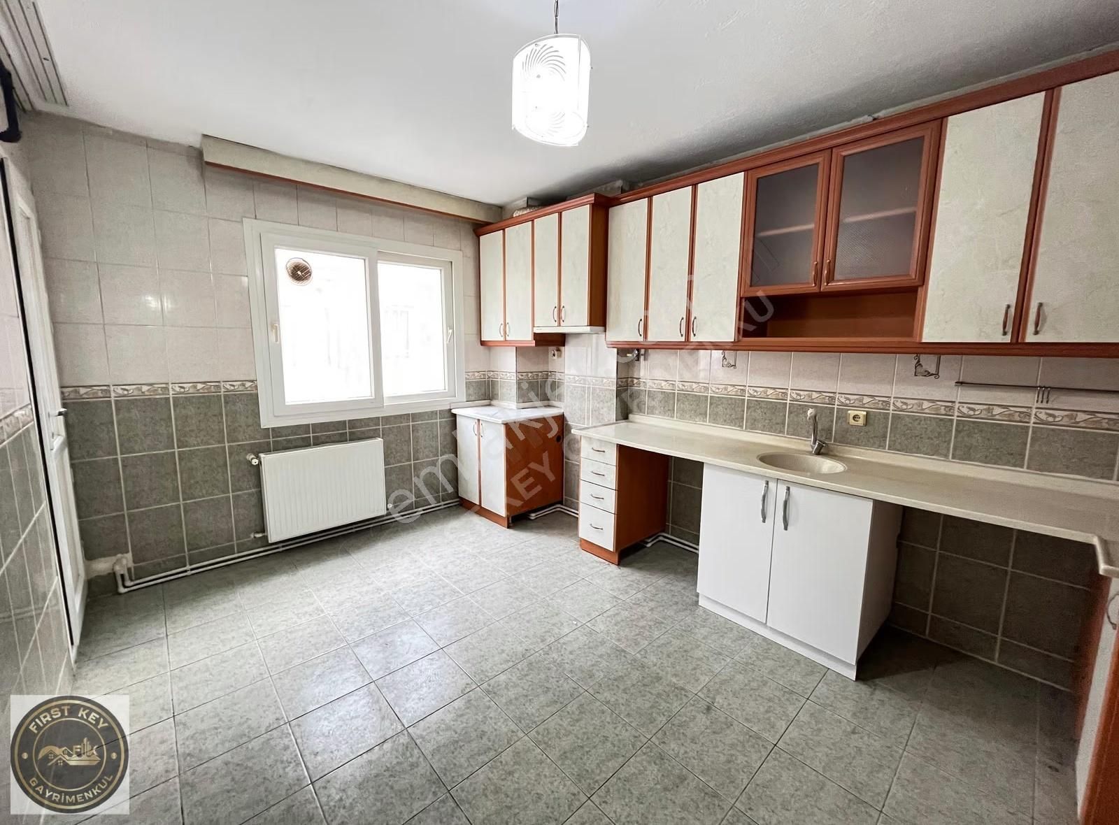 Yeşilova'da, Asansörlü, Köşe, Ara Kat, Geniş, Ferah 2+1 - Görsel 22