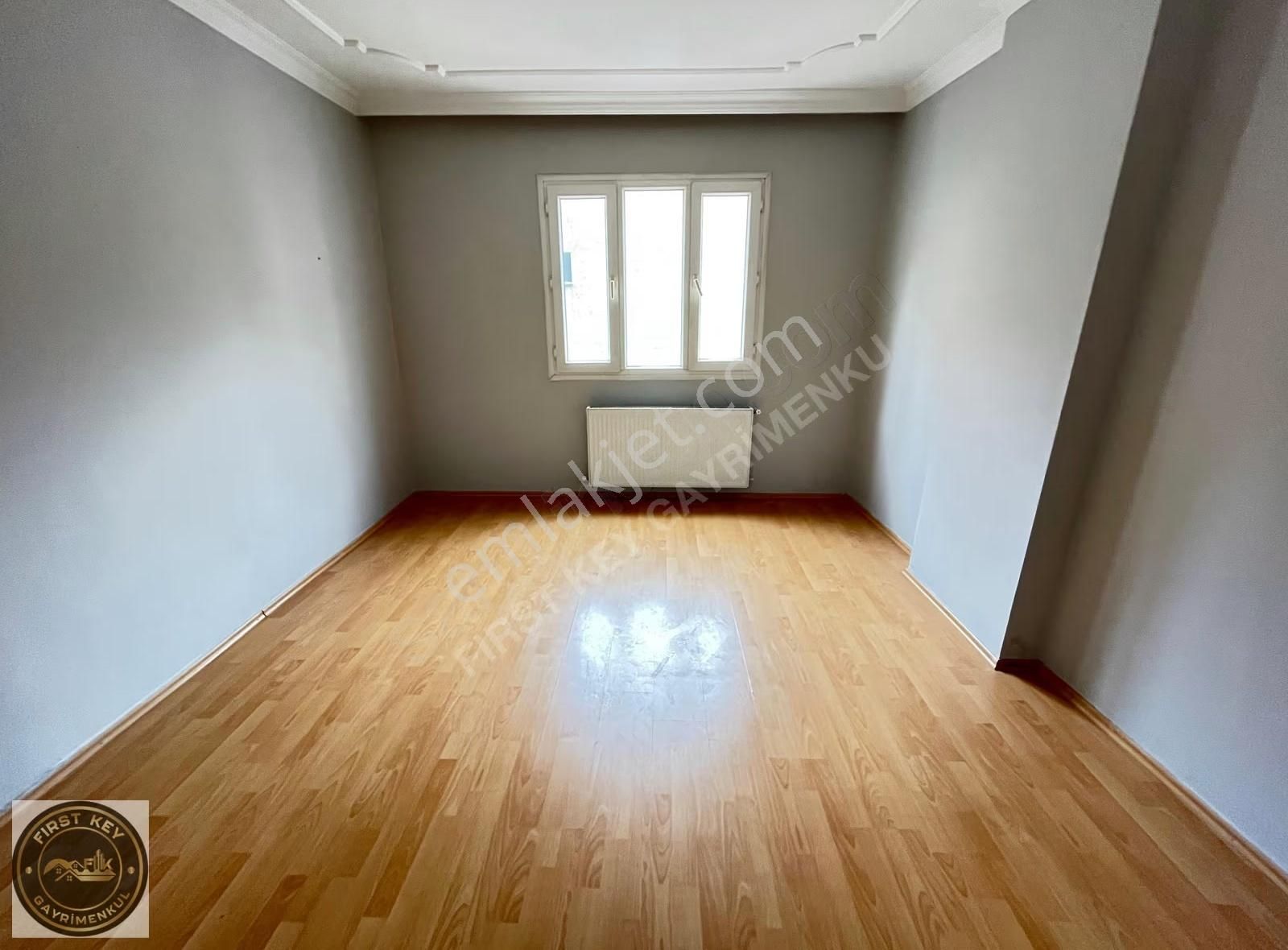 Yeşilova'da, Asansörlü, Köşe, Ara Kat, Geniş, Ferah 2+1 - Görsel 4