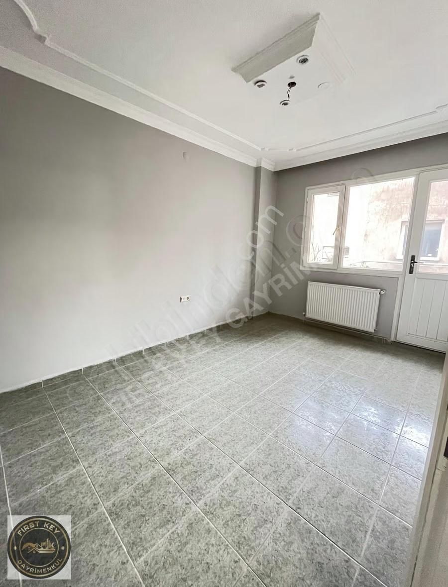 Yeşilova'da, Asansörlü, Köşe, Ara Kat, Geniş, Ferah 2+1 - Görsel 11