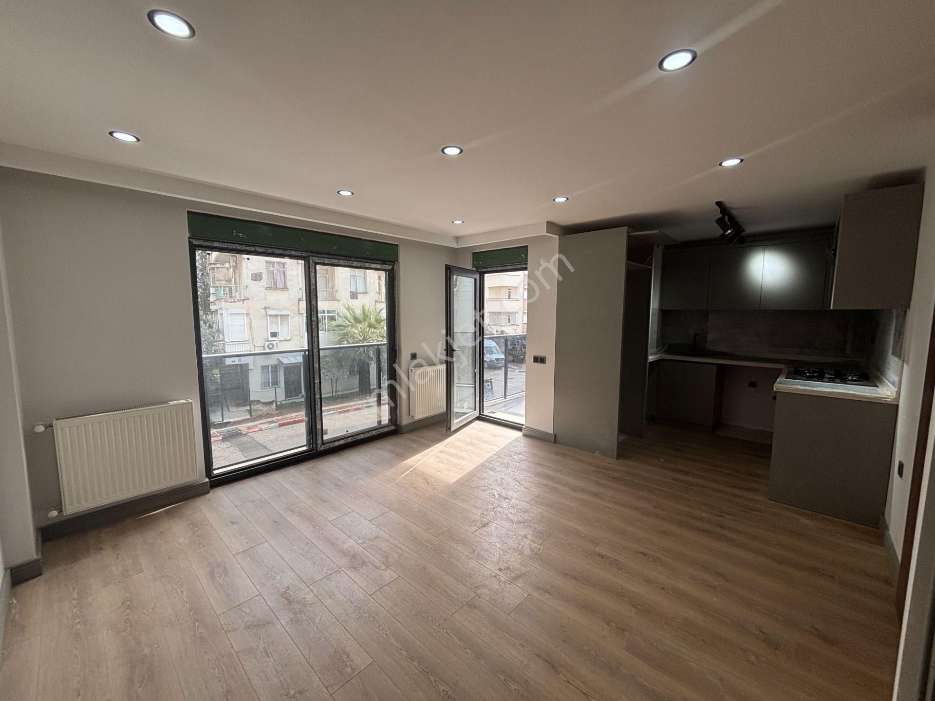 Güvenlikte Sıfır Kapalı Otoparklı Doğalgazlı Şık 2+1 - Görsel 2