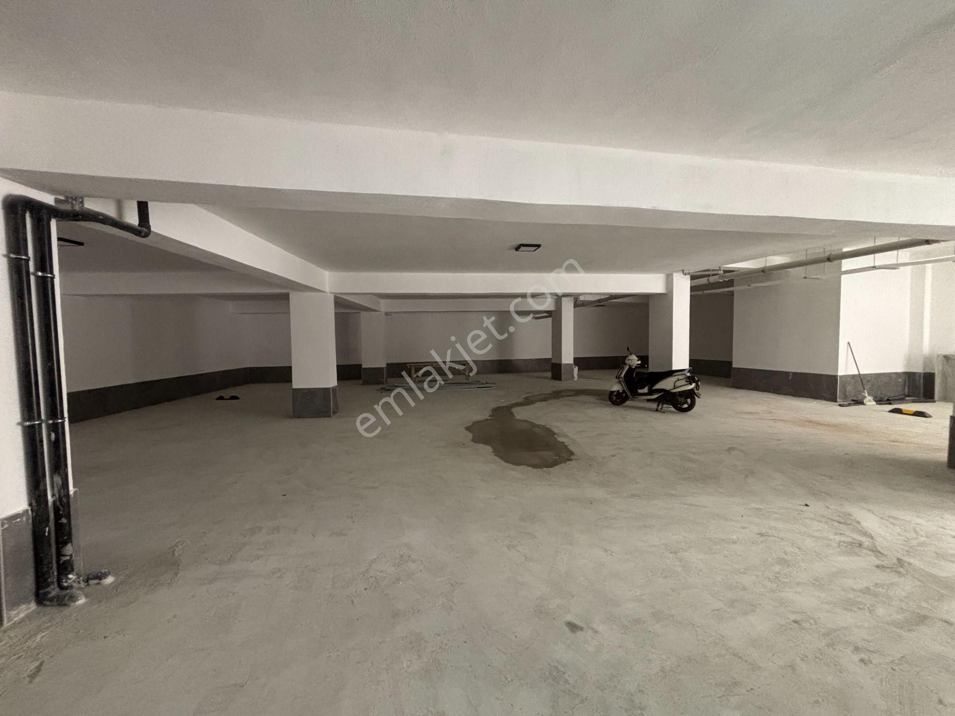 Güvenlikte Sıfır Kapalı Otoparklı Doğalgazlı Şık 2+1 - Görsel 30