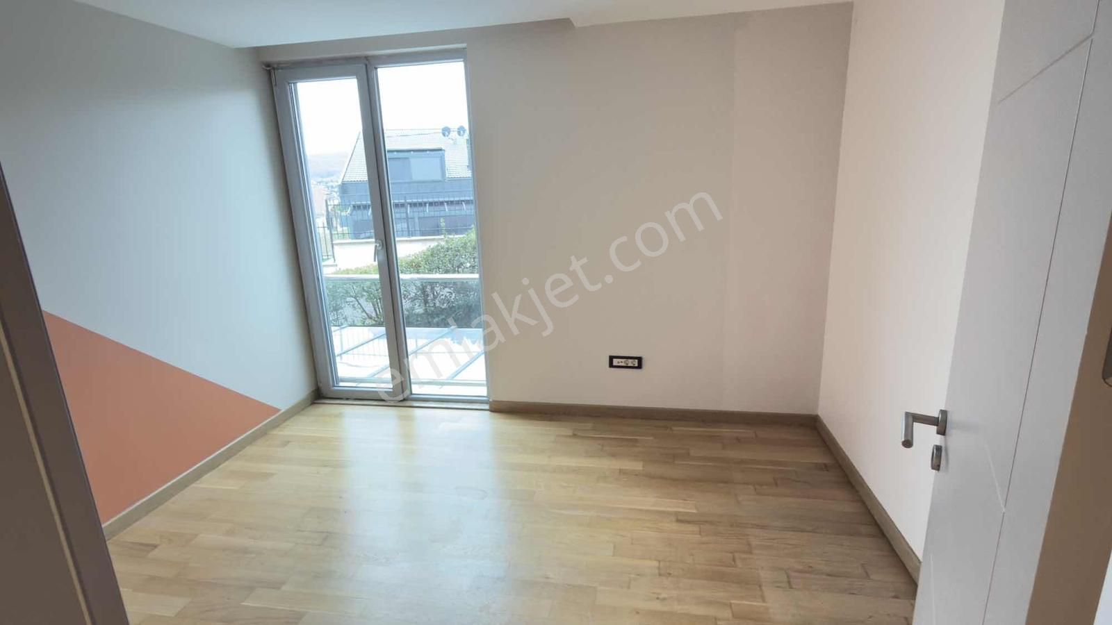 Zekeriyaköy Draganı Sitesinde Ultralüks Dekorasyonlu Kupon Daire - Görsel 30