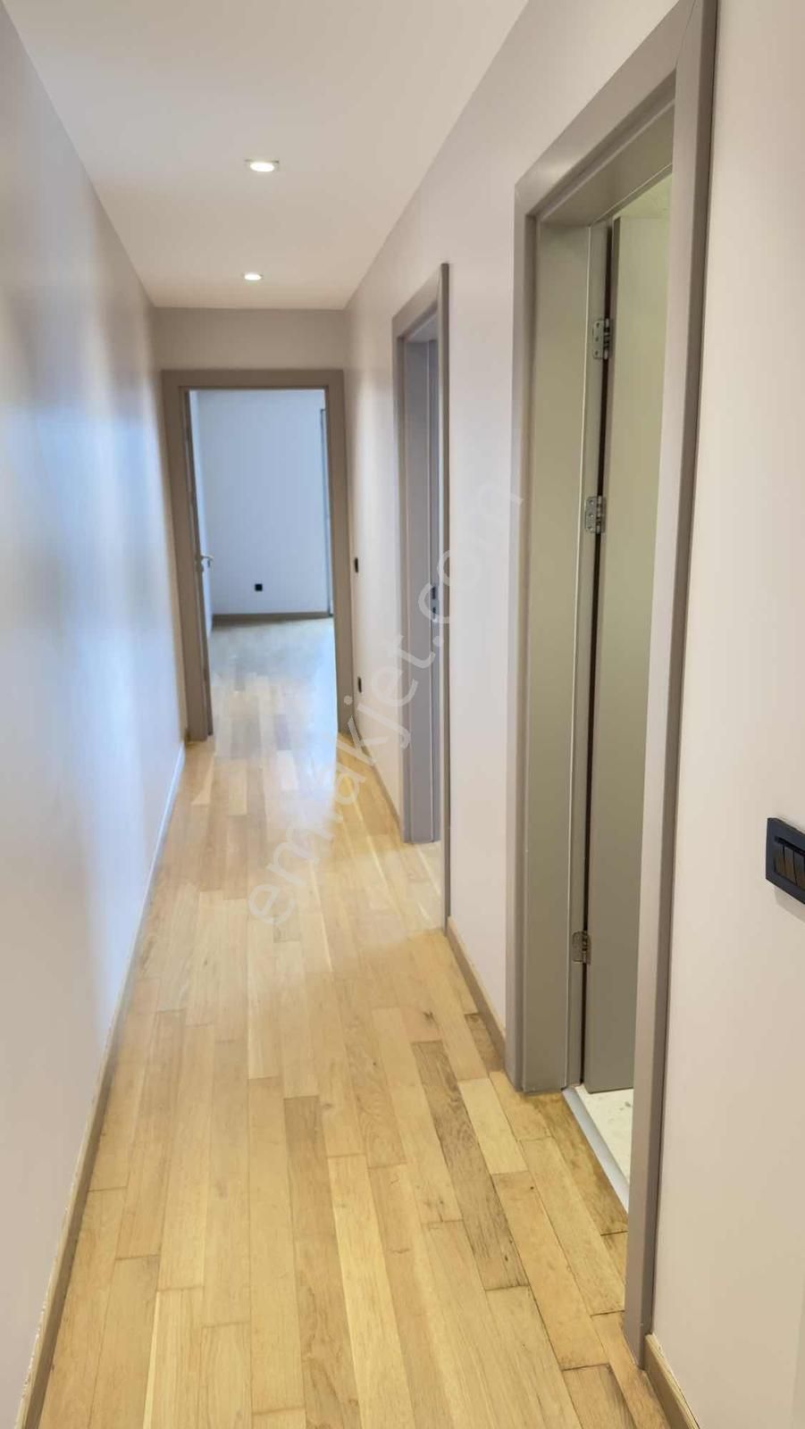 Zekeriyaköy Draganı Sitesinde Ultralüks Dekorasyonlu Kupon Daire - Görsel 34