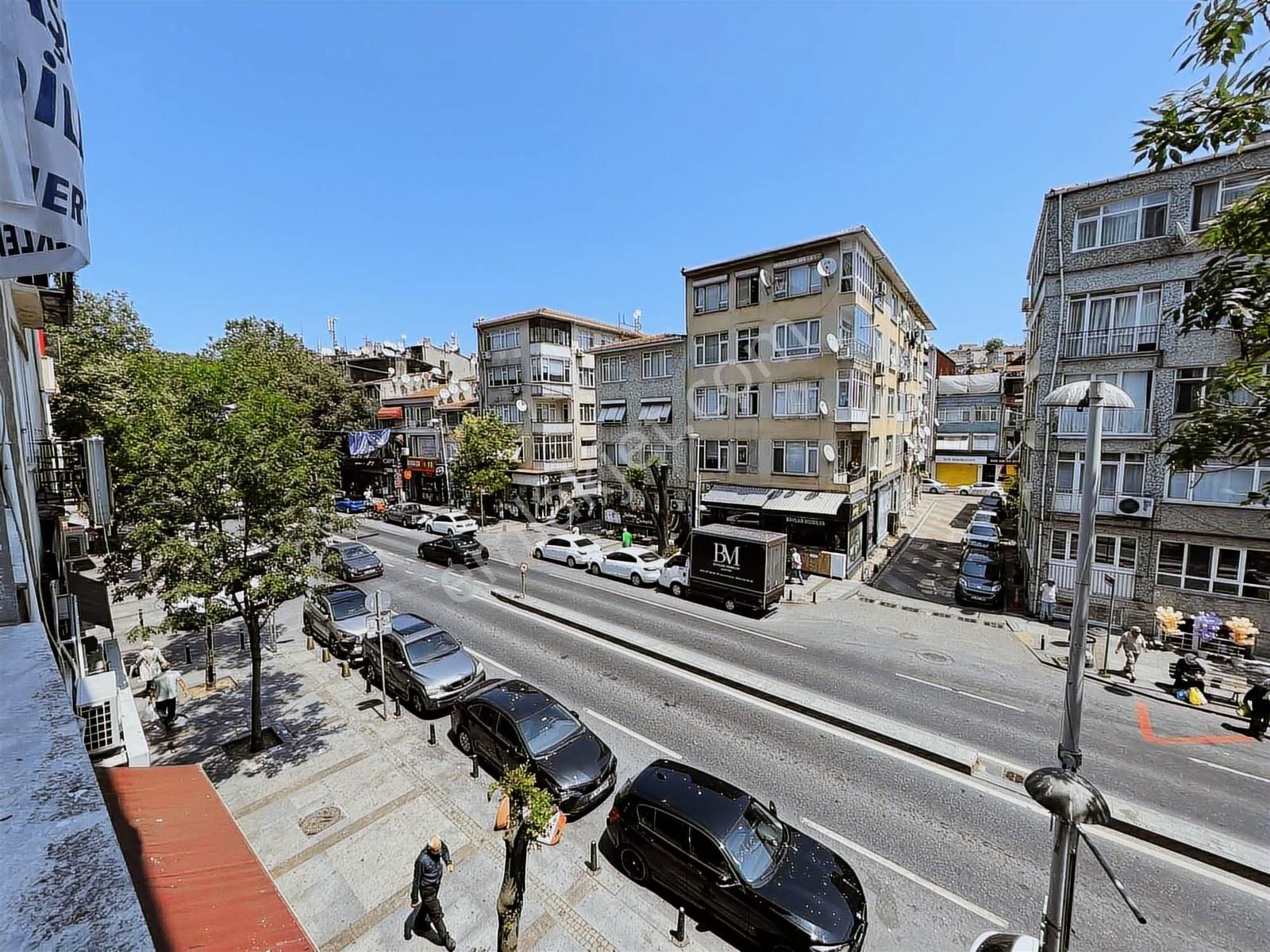 Sarıyer Ana Cadde Üzeri Geniş Daire - Görsel 5