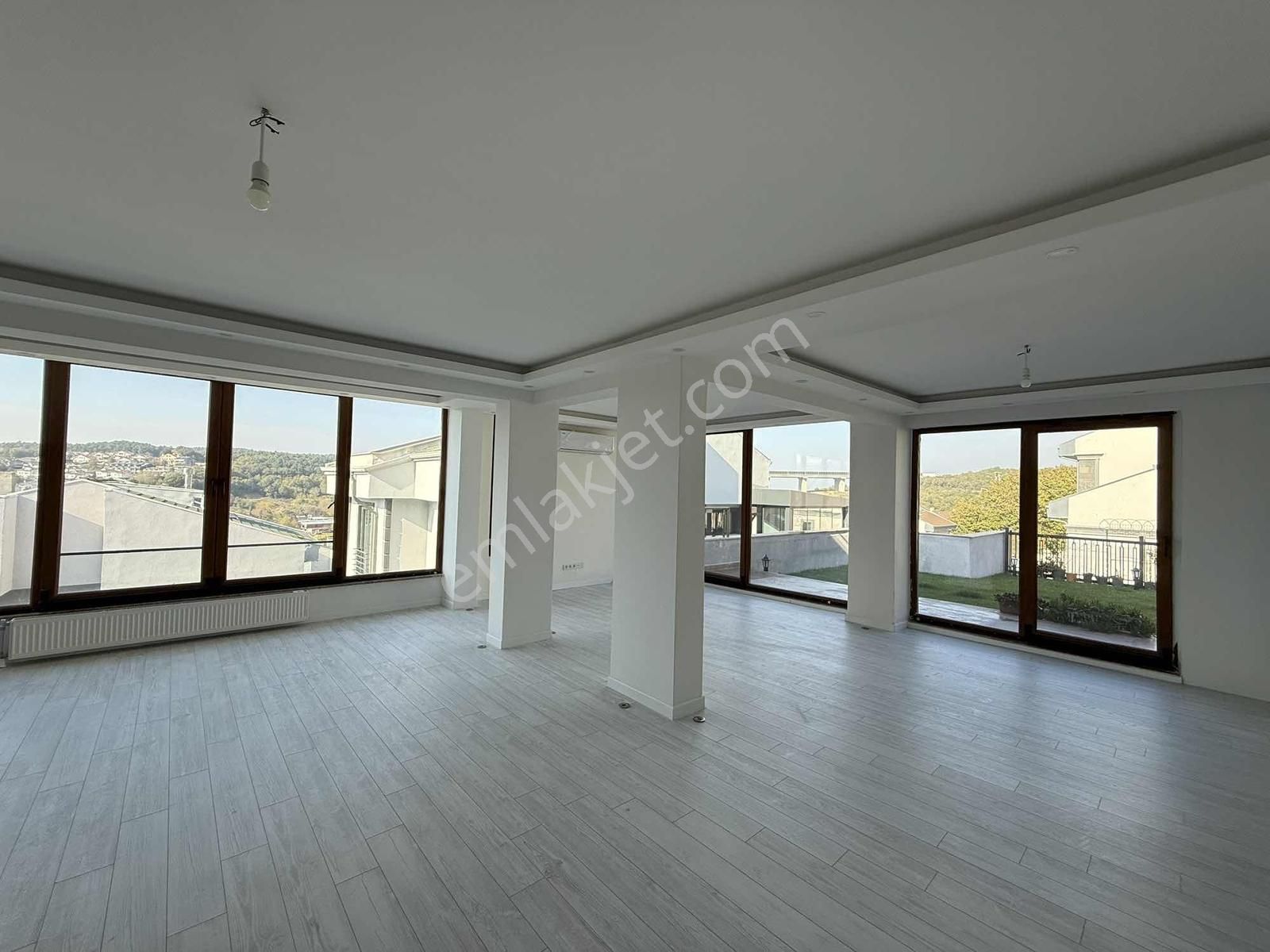 Uskumruköy'de Site İçerisinde 4+2 Villa - Görsel 6