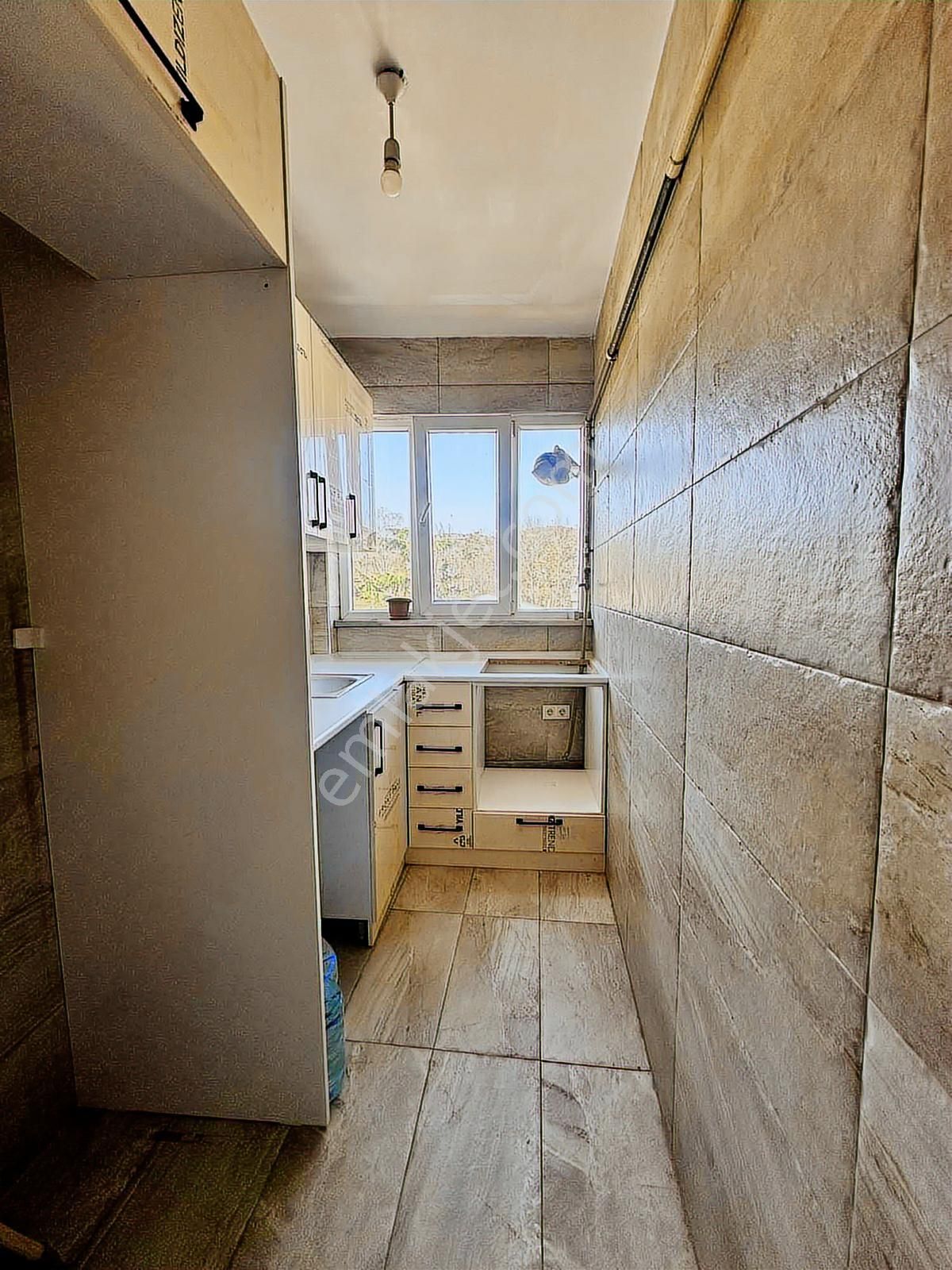 Sarıyer Merkezde Caddeye Yakın Daire - Görsel 7