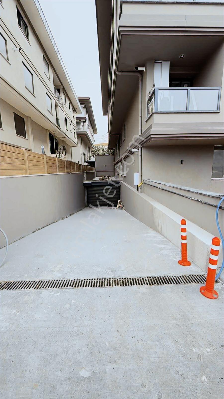Sarıyer Maden'de Ultralüx Dekorasyonlu 80m2 2+1 Sıfır Daire - Görsel 13