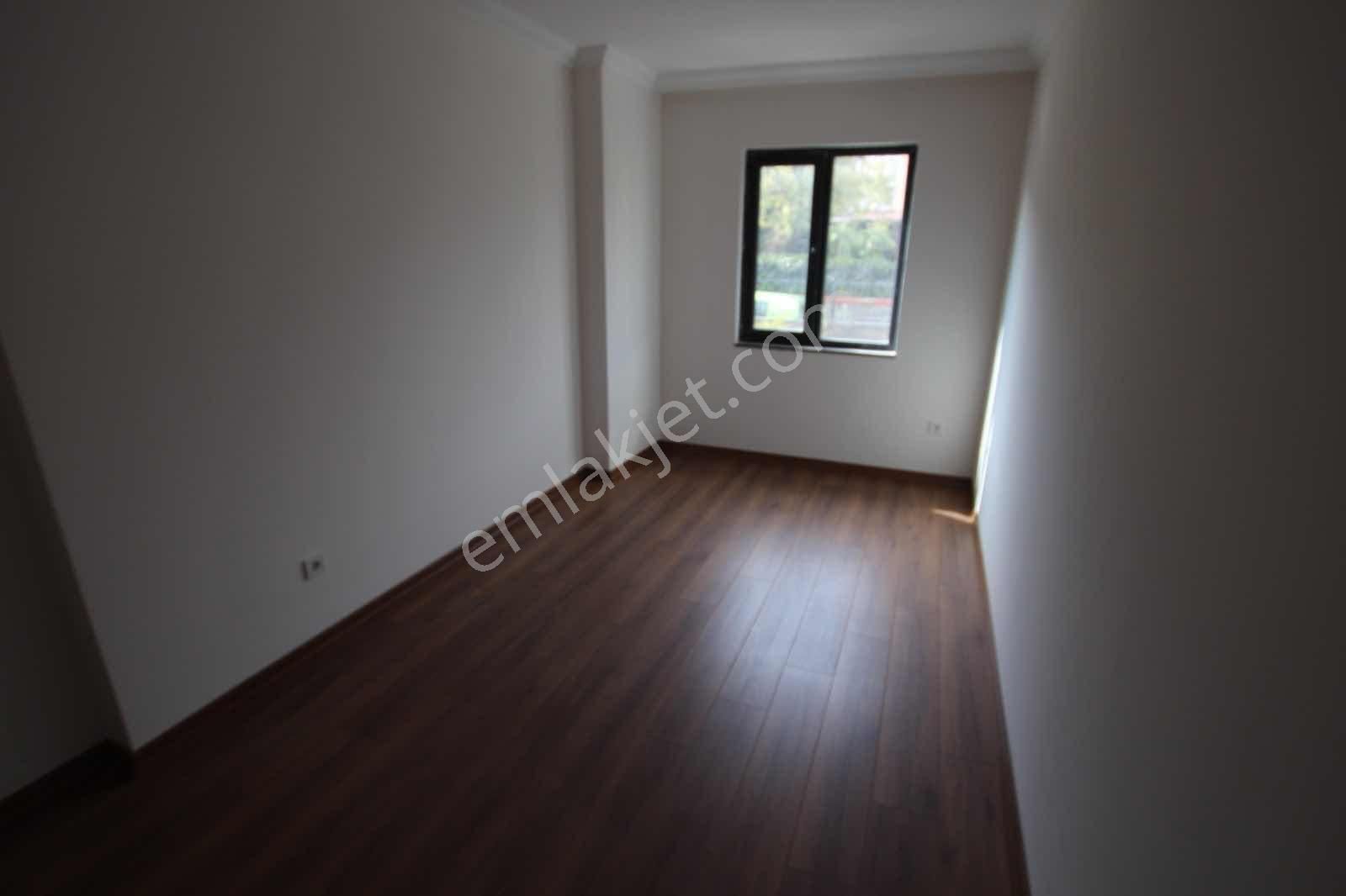 Zekeriyaköy Lotus Park Sitesinde Güzel Konum Villa - Görsel 13