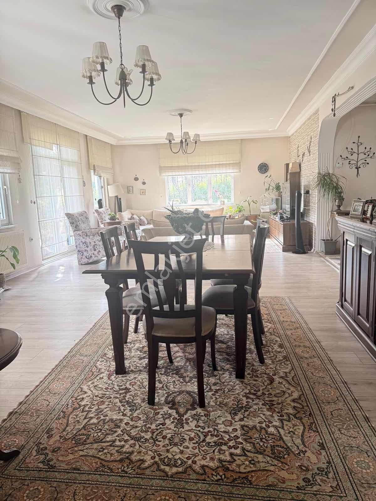 Bahçeşehir 2.kısım'da 155m2 3+1 Site İçerisinde Kupon Daire - Görsel 22