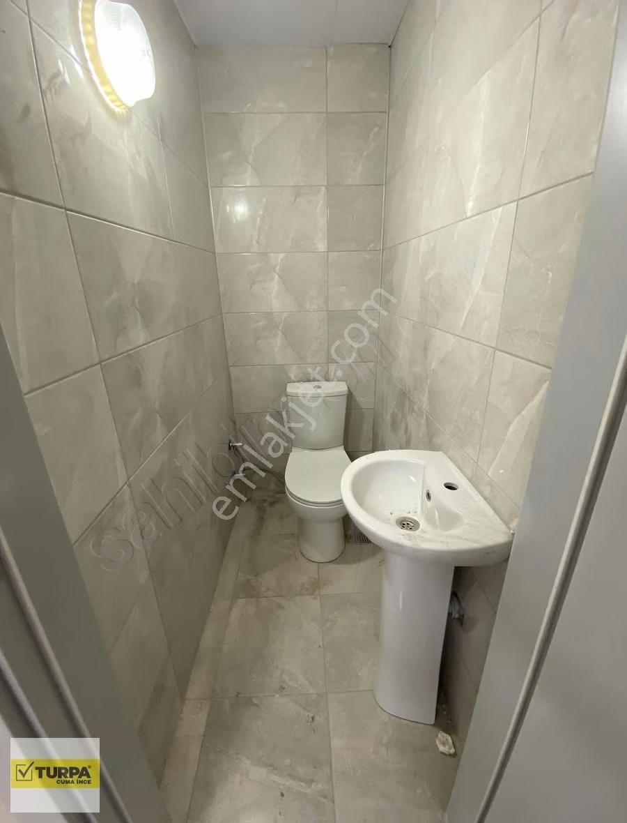 Cuma İnce'den Menemen Devlet Hastanesi Yanı 180 M2 Dükkan - Görsel 3