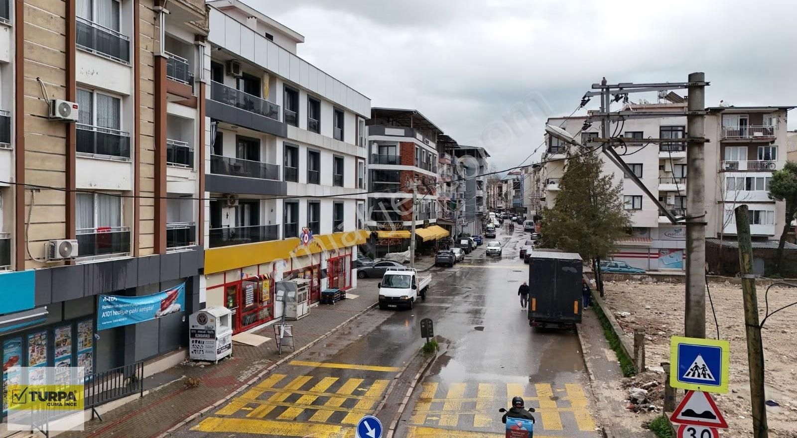 Buca Göksu'nun Göbeğinde 180m² Çift Cepheli Kiralık Dükkan - Görsel 15