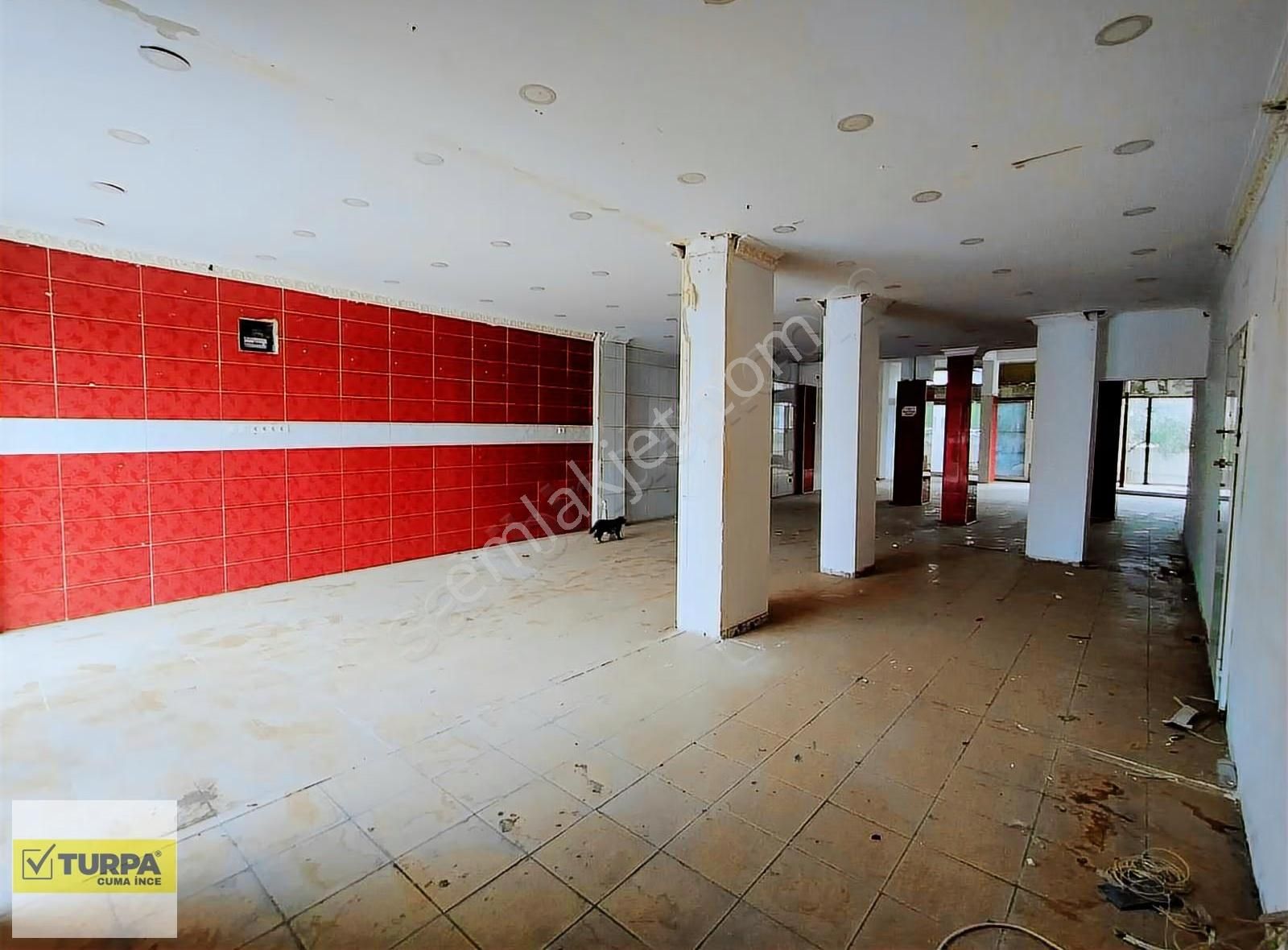 Buca Göksu'nun Göbeğinde 180m² Çift Cepheli Kiralık Dükkan - Görsel 7