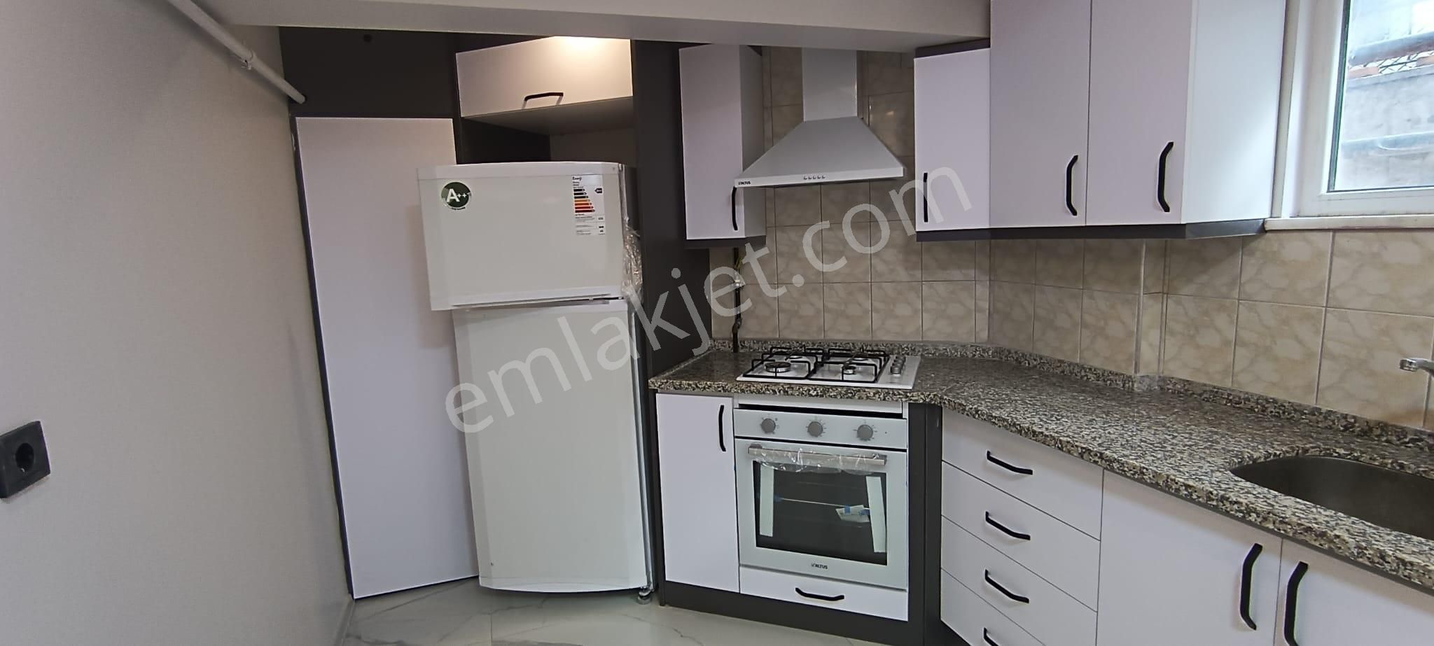 Ender Uysal Gayrimenkulden Yunusemre Mahallesin De 2+1 Kiralık Lüx Eşyalı Bahçe Katı Apart. - Görsel 3