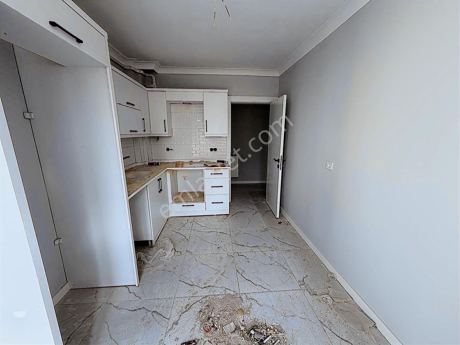 Karakaş'tan Umut Parkı Yakını 2+1 - Görsel 4