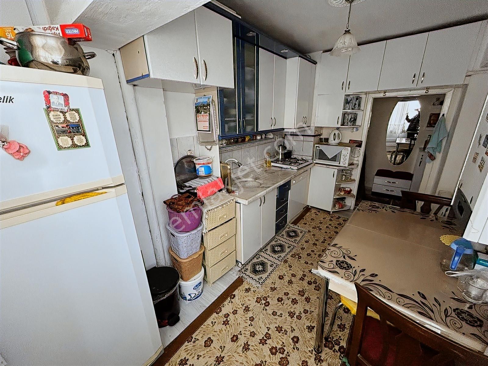Mareşal Çakmak Mah. 3+1 Güney C. Masrafsız Yapılı Daire