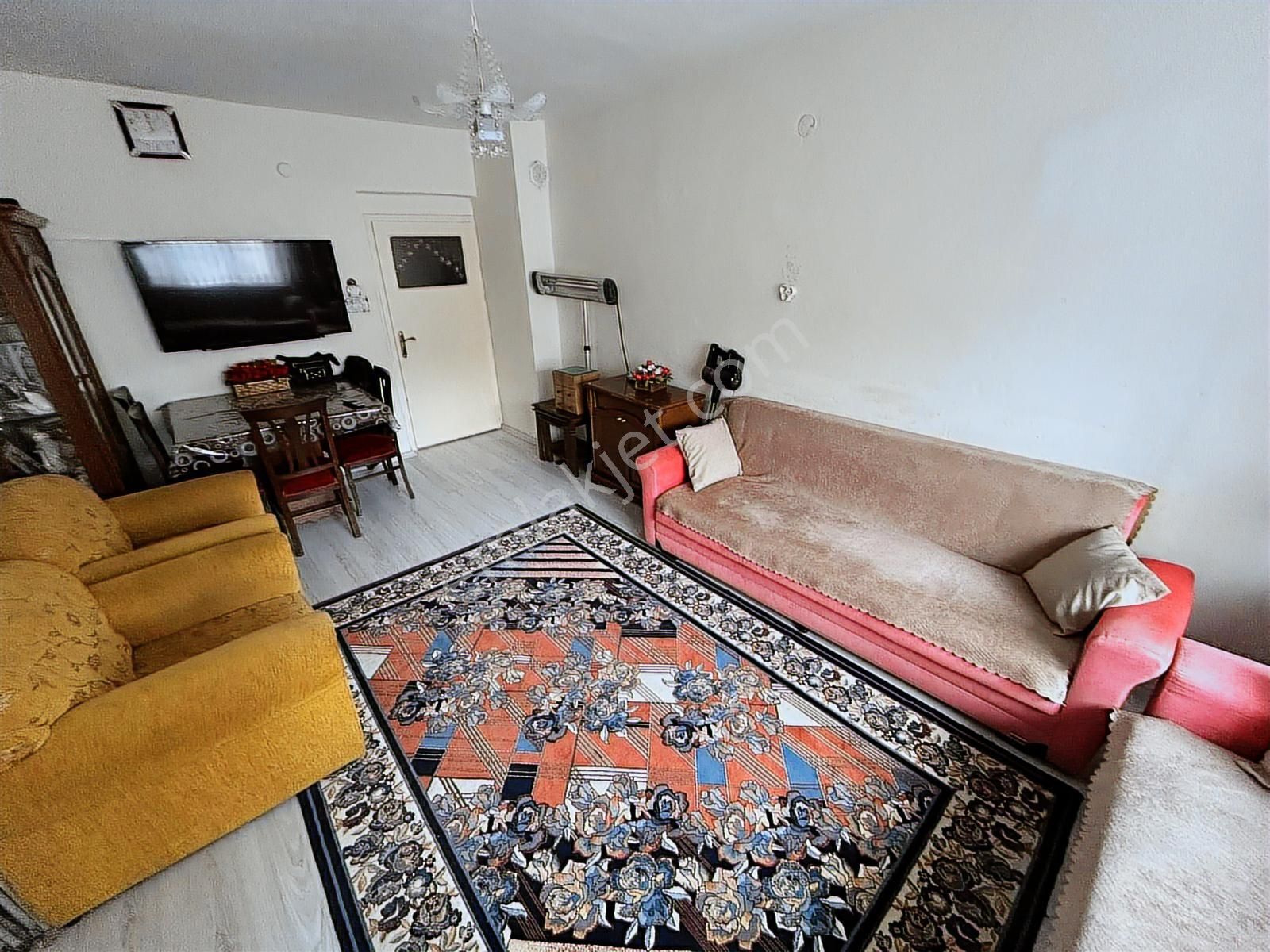 Mareşal Çakmak Mah. 3+1 Güney C. Masrafsız Yapılı Daire - Görsel 13