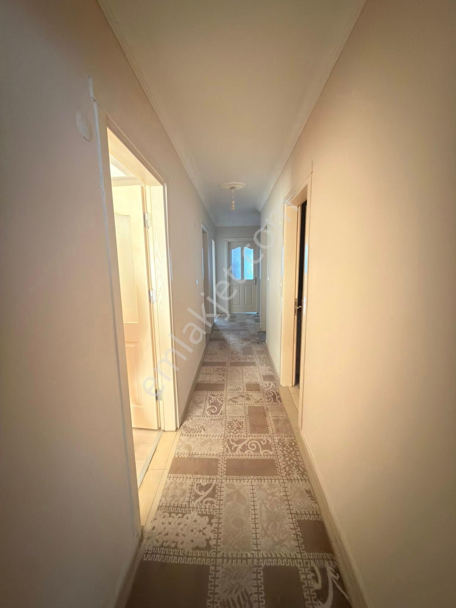 Nazilli Aydoğdu Mahallesinde Cadde Üstü Satılık 3+1 Daire Fırsatı