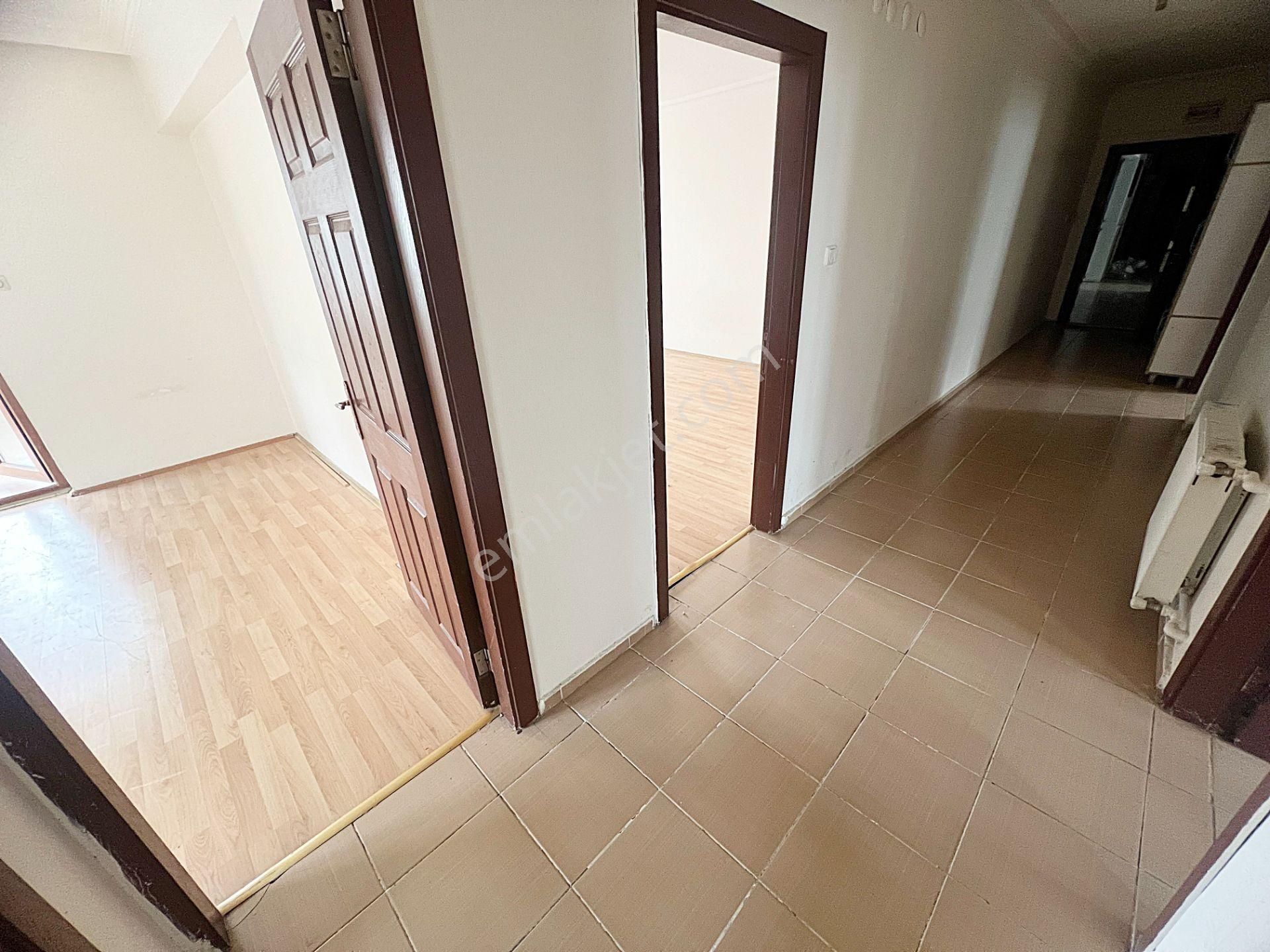 Çiğdemtepe Selim Cadde Üzerinde 3. Kat Muhteşem Lokasyon Kök Tapu İskanlı 3+1 - Görsel 27