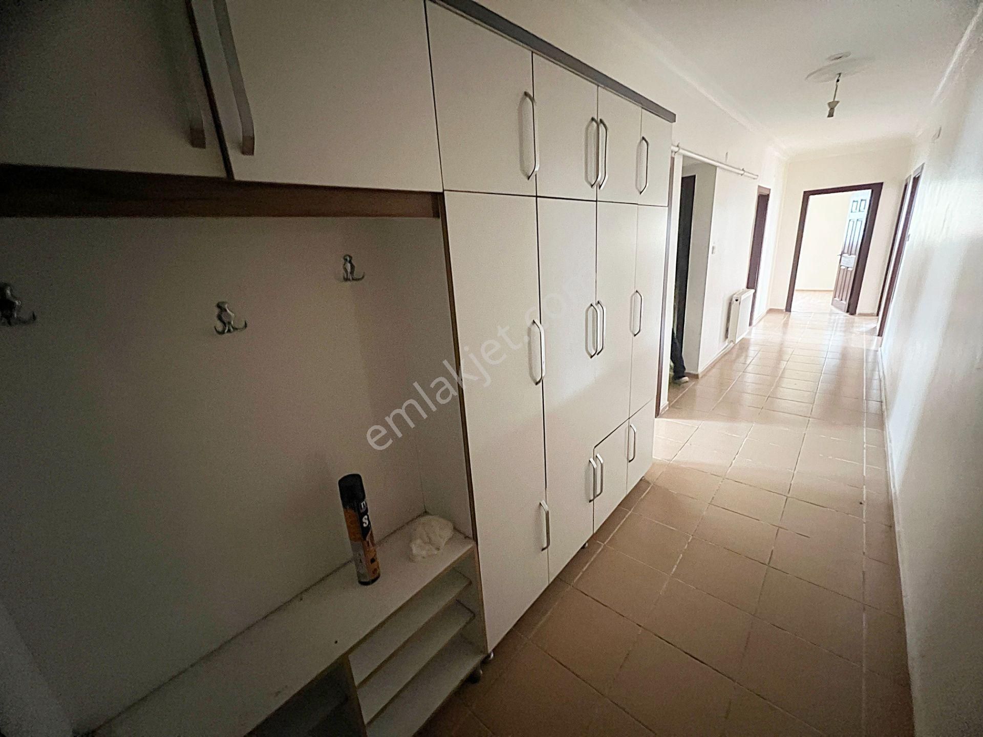 Çiğdemtepe Selim Cadde Üzerinde 3. Kat Muhteşem Lokasyon Kök Tapu İskanlı 3+1 - Görsel 29