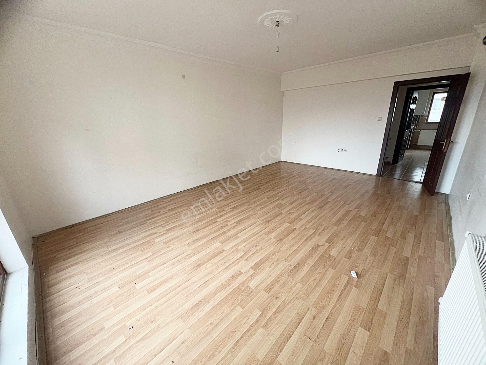 Çiğdemtepe Selim Cadde Üzerinde 3. Kat Muhteşem Lokasyon Kök Tapu İskanlı 3+1 - Görsel 9