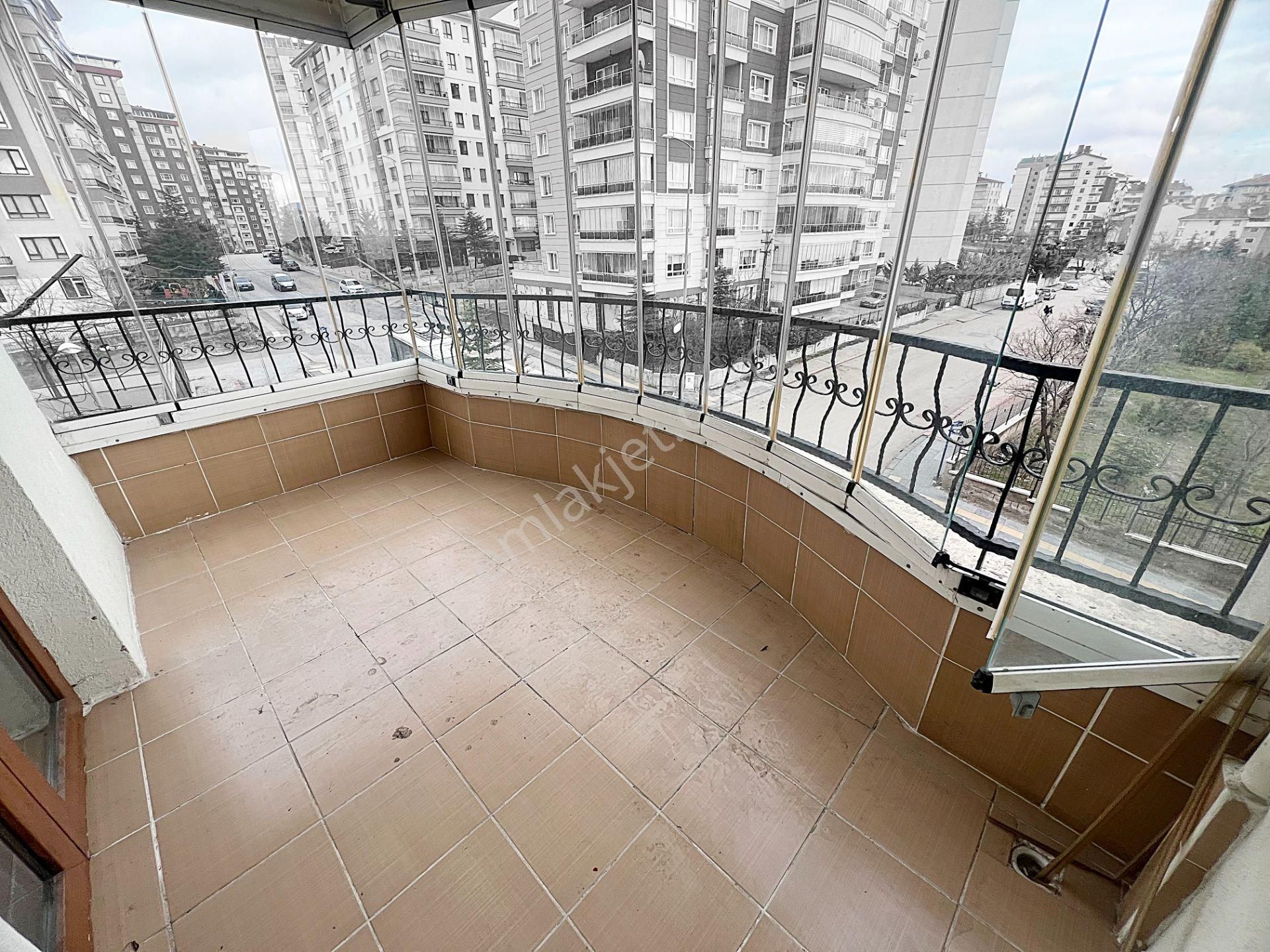 Çiğdemtepe Selim Cadde Üzerinde 3. Kat Muhteşem Lokasyon Kök Tapu İskanlı 3+1 - Görsel 15