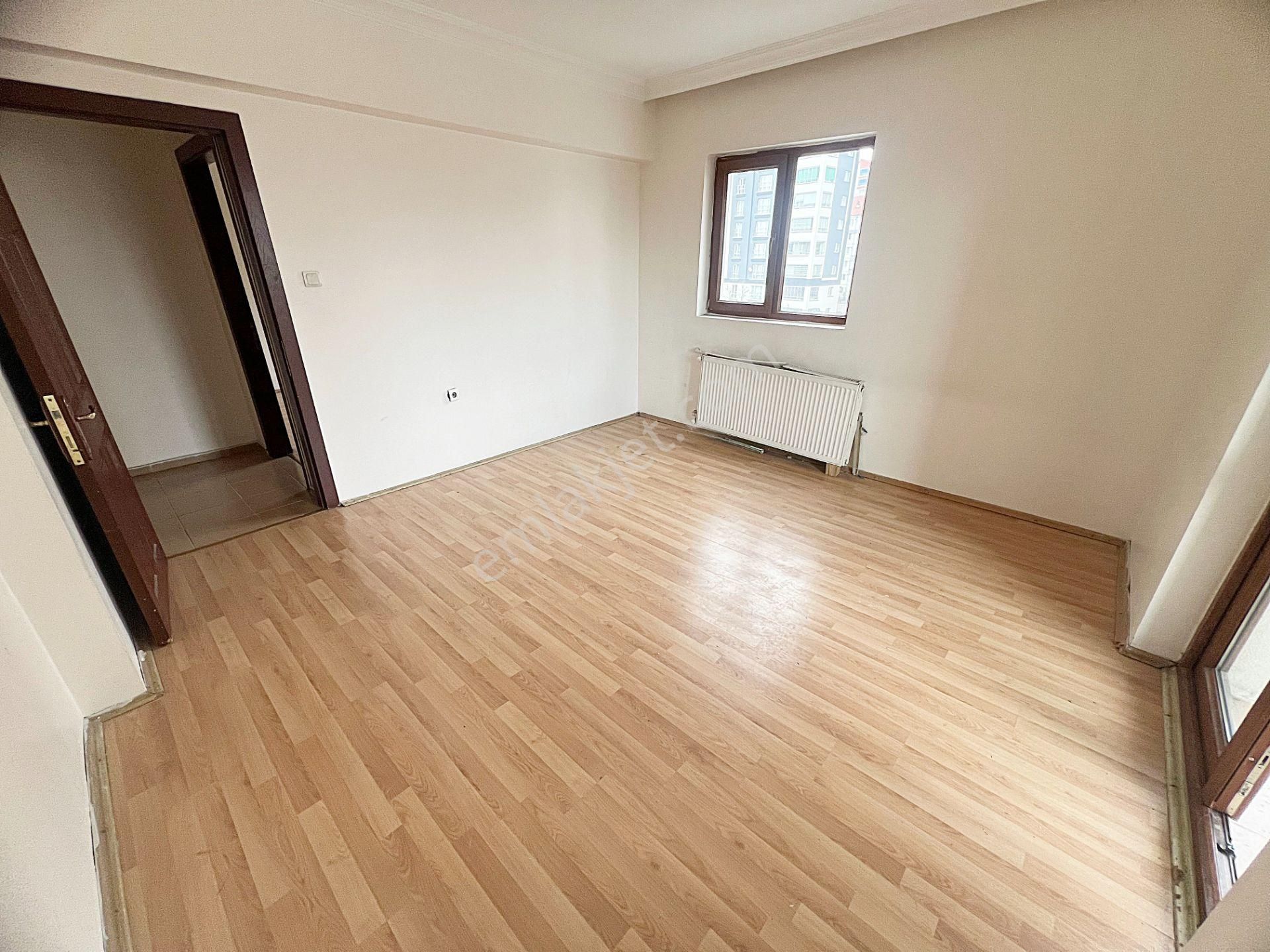 Çiğdemtepe Selim Cadde Üzerinde 3. Kat Muhteşem Lokasyon Kök Tapu İskanlı 3+1 - Görsel 13