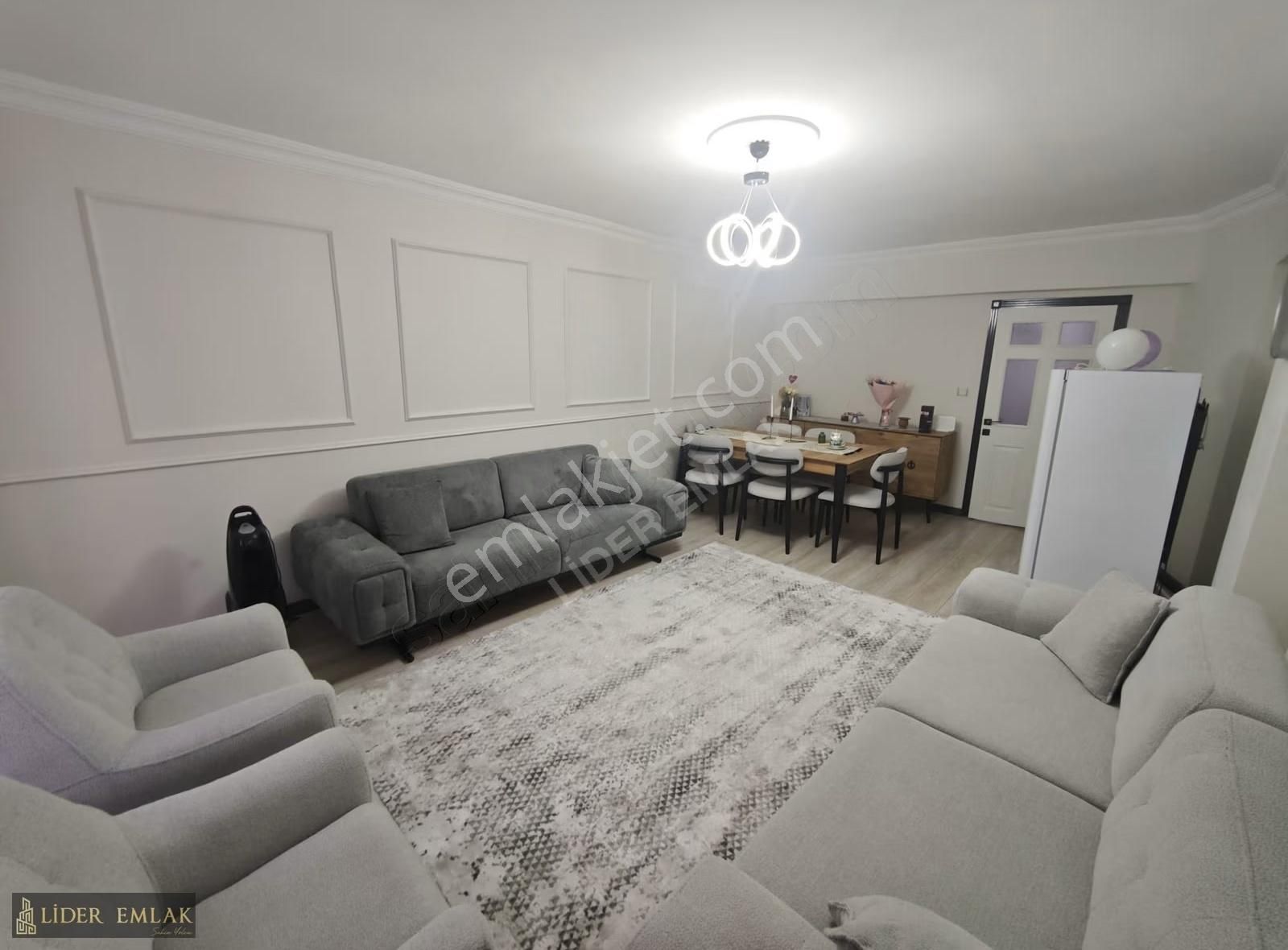 Lider Emlak'tan Güneşevler Merkezde **3+1** Satılık Daire