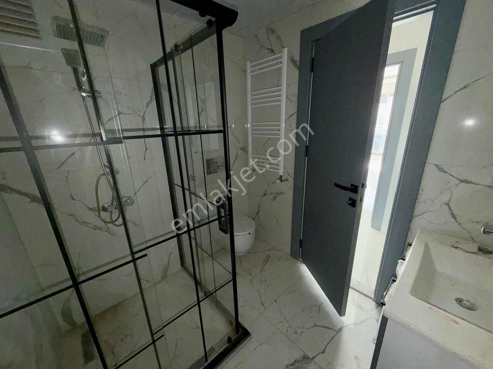 Çanakkale Yeni Barış Mah. Site İçi Satılık Sıfır 2+1 Daire - Görsel 22