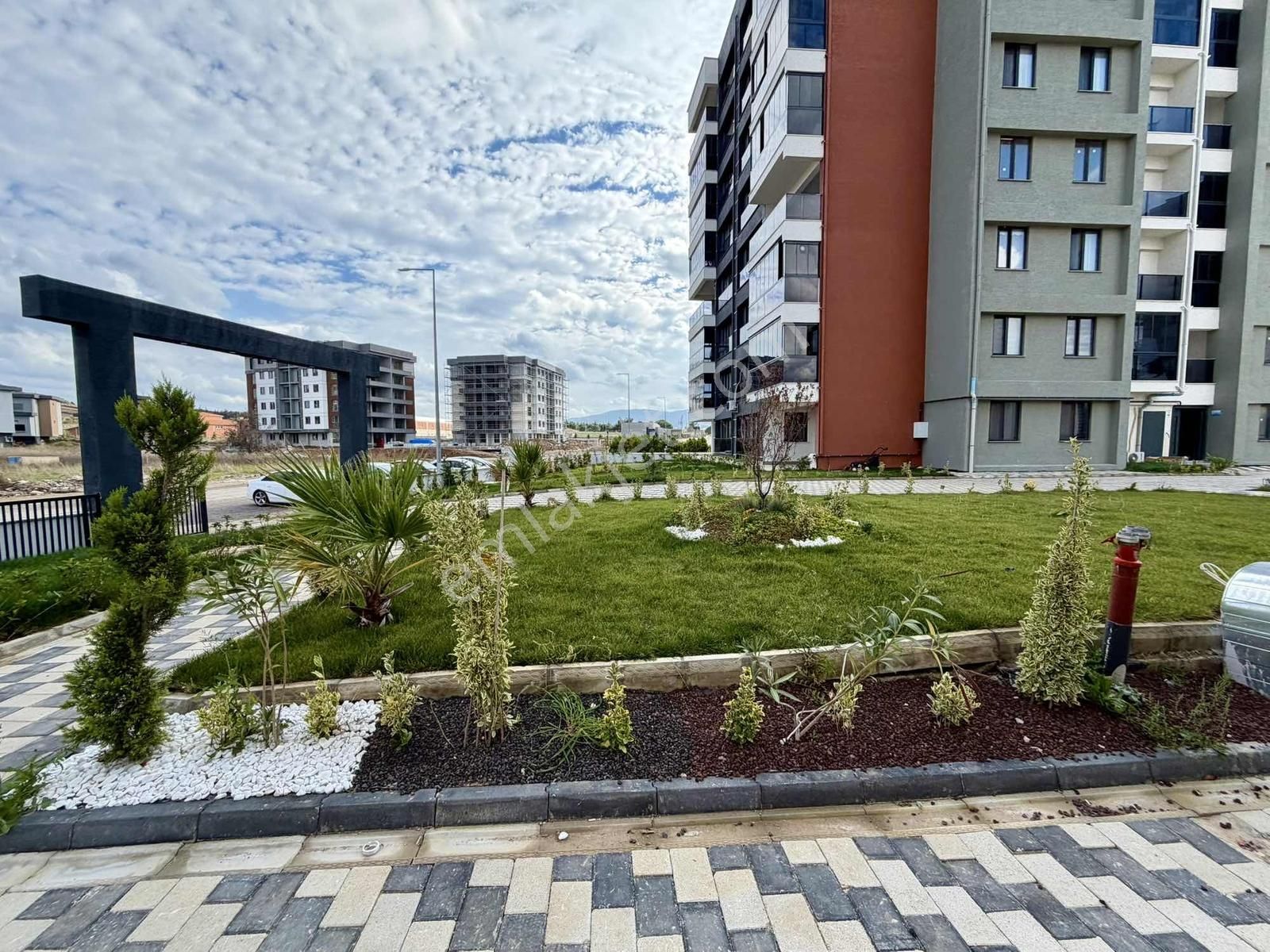 Çanakkale Yeni Barış Mah. Site İçi Satılık Sıfır 2+1 Daire - Görsel 20