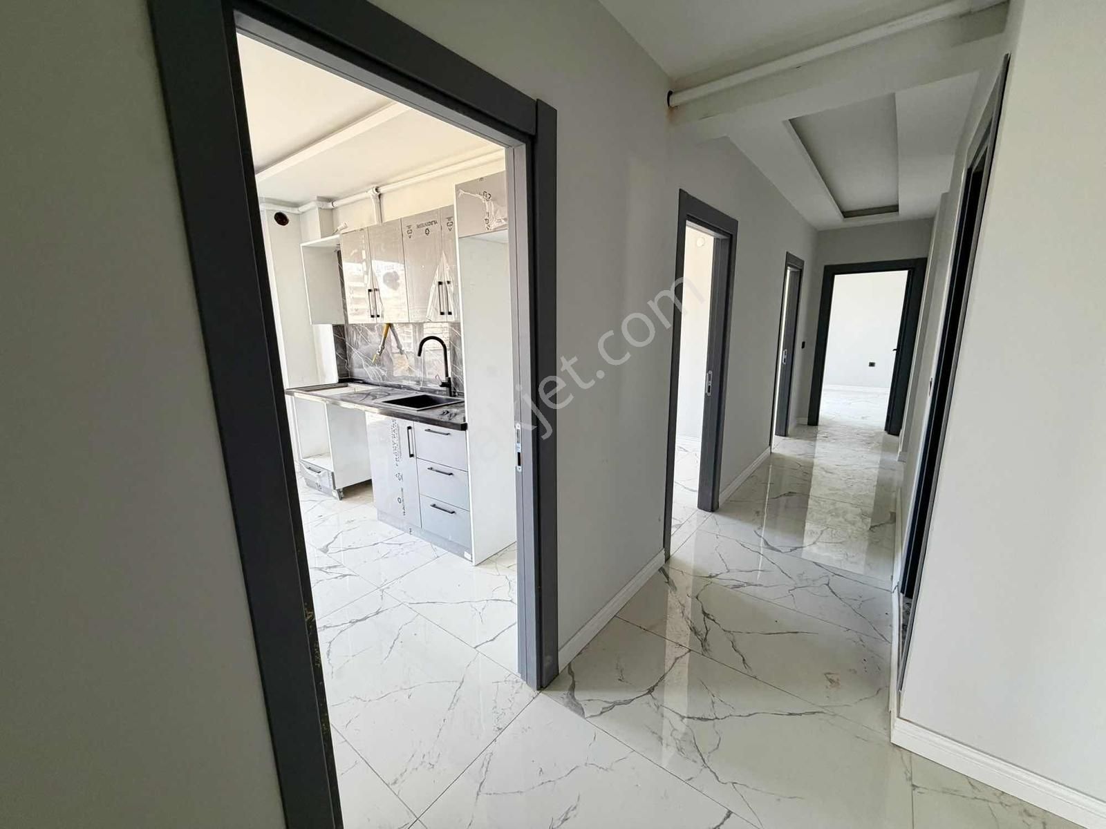 Çanakkale Yeni Barış Mah. Site İçi Sıfır Satılık 3+1 Daire - Görsel 10