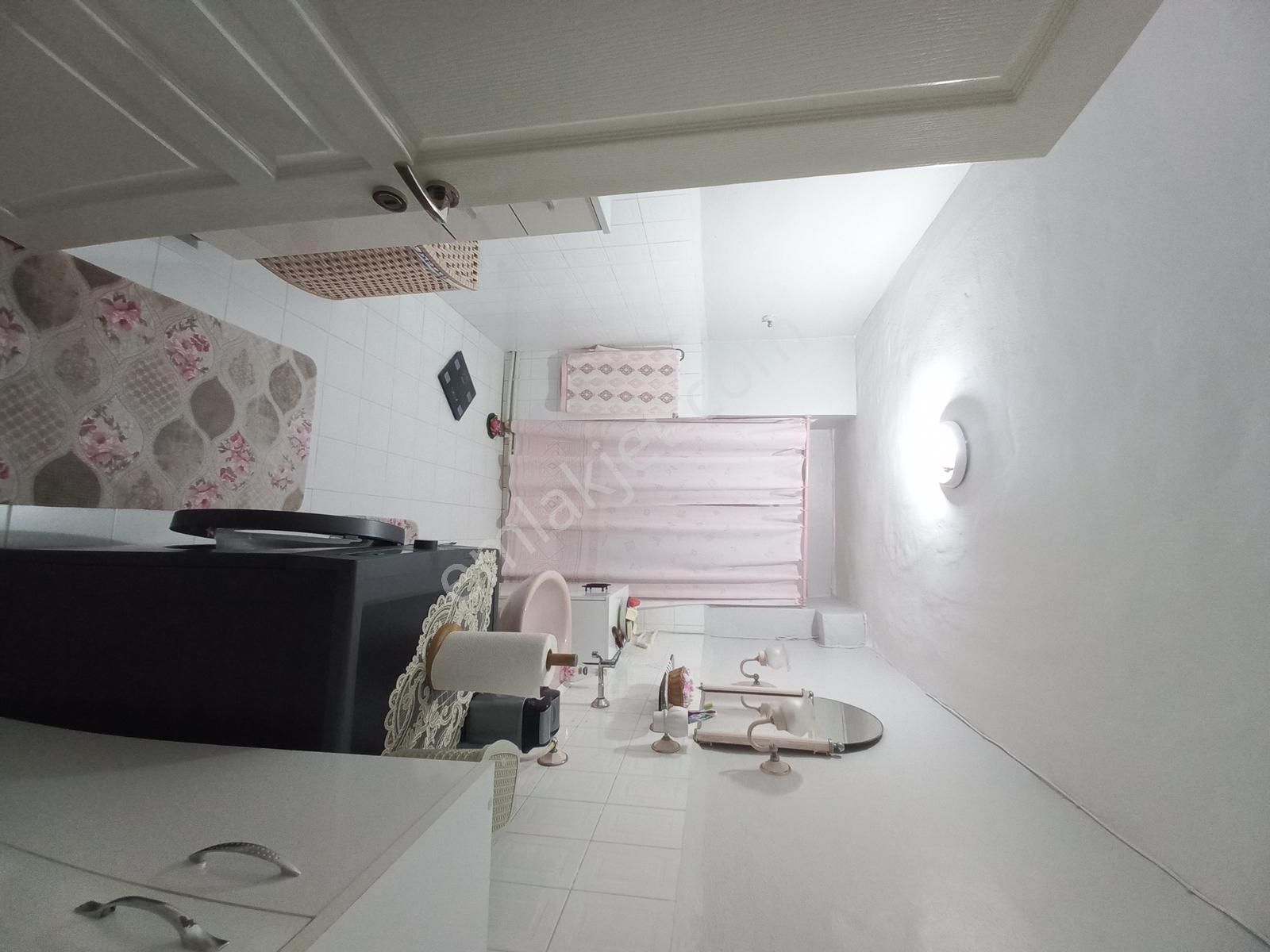 Şeref Emlak Otoparklı Satılık Daire 4.350.000 Tl - Görsel 15