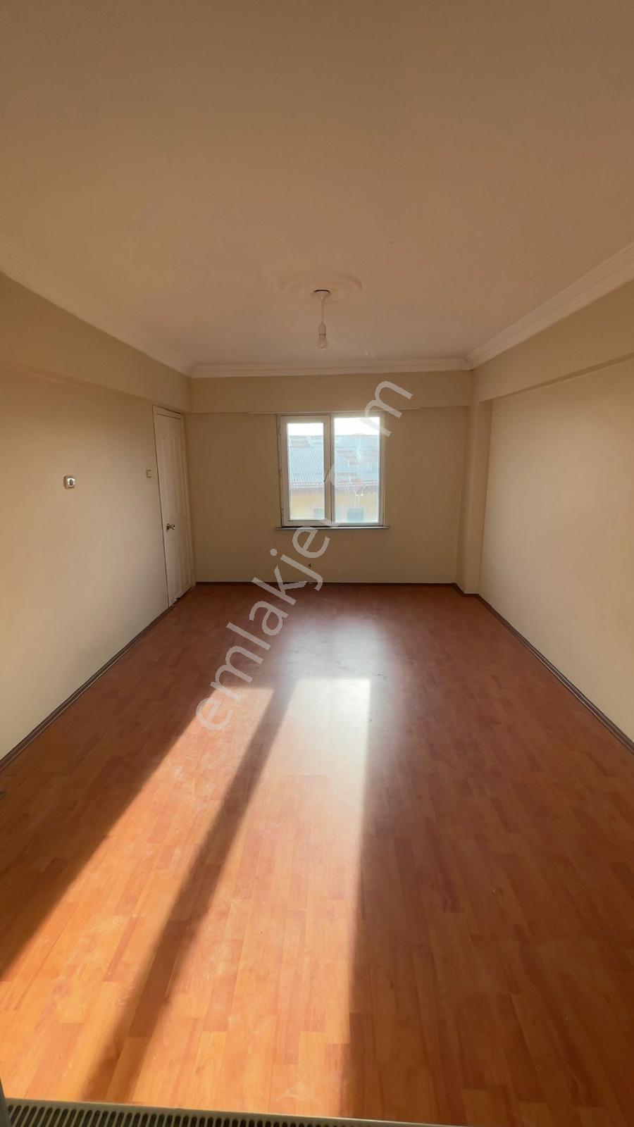 İstasyon Yakını Behrampaşa Okulu Arkası 5+1 220m2 Dublex - Görsel 16