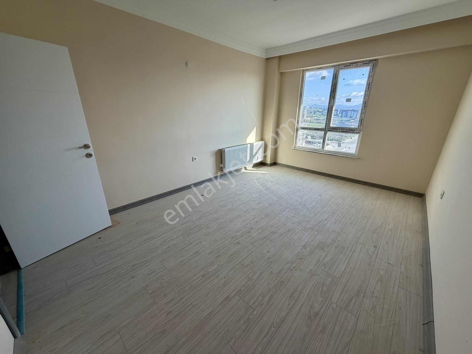 Esenlerde Deniz Boğaz Manzaralı 4+1 Dublex Daire - Görsel 11