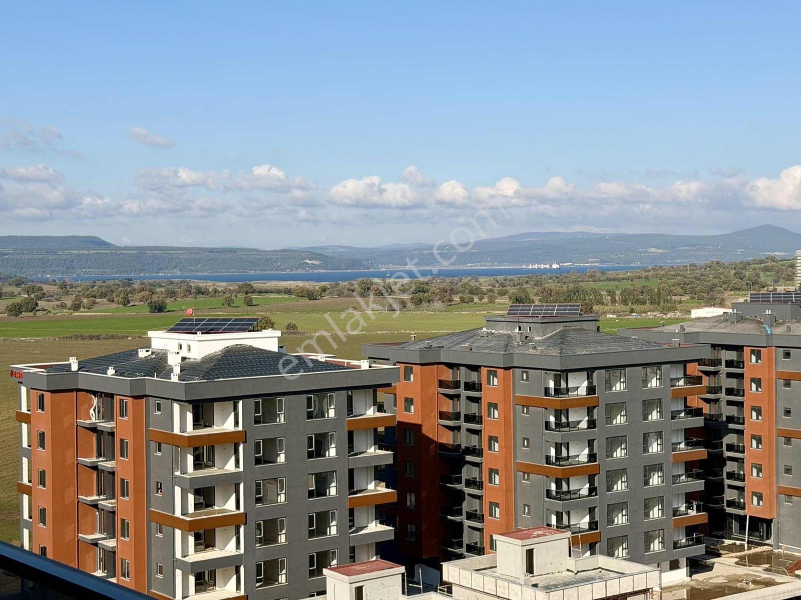 Esenlerde Deniz Boğaz Manzaralı 4+1 Dublex Daire