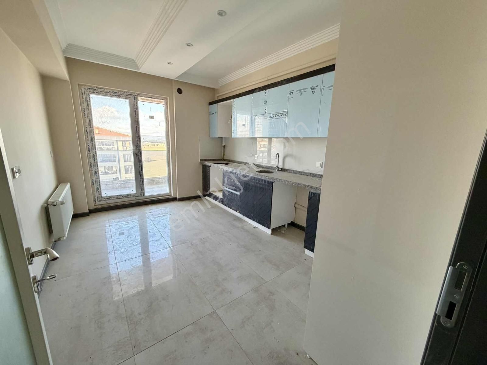 Esenlerde Deniz Boğaz Manzaralı 4+1 Dublex Daire - Görsel 7