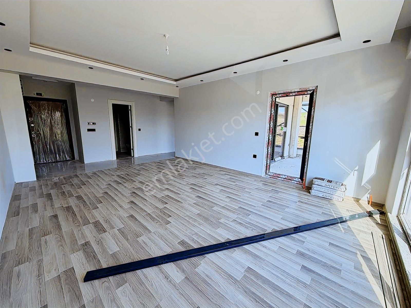 Çanakkale Esenler Site İçi Havuzlu Satılık Sıfır 2+1 Daire - Görsel 4