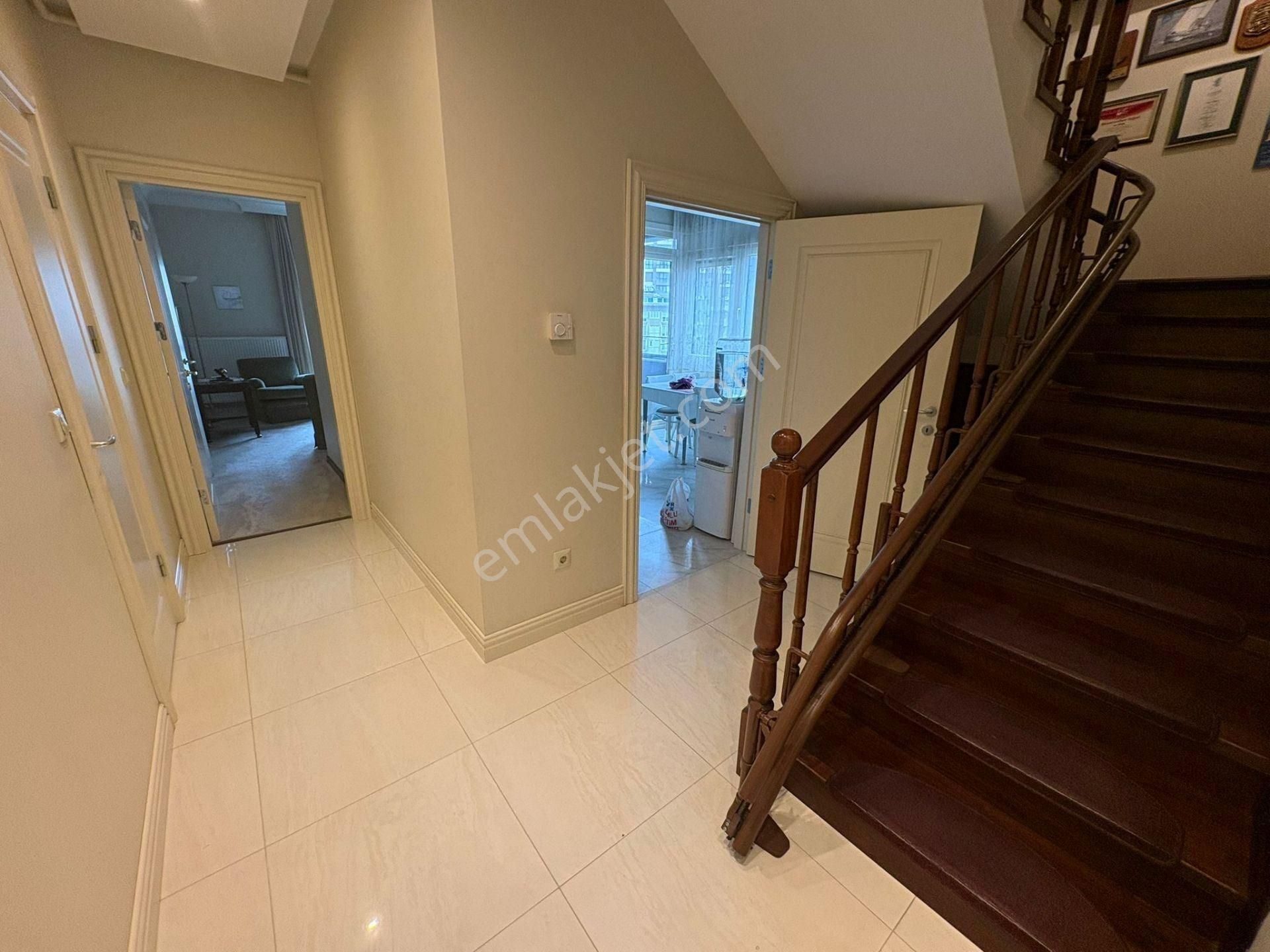 Kalamış'ta Deniz Ve Marina Manzaralı, Ara Kat Dubleks Daire - Görsel 15